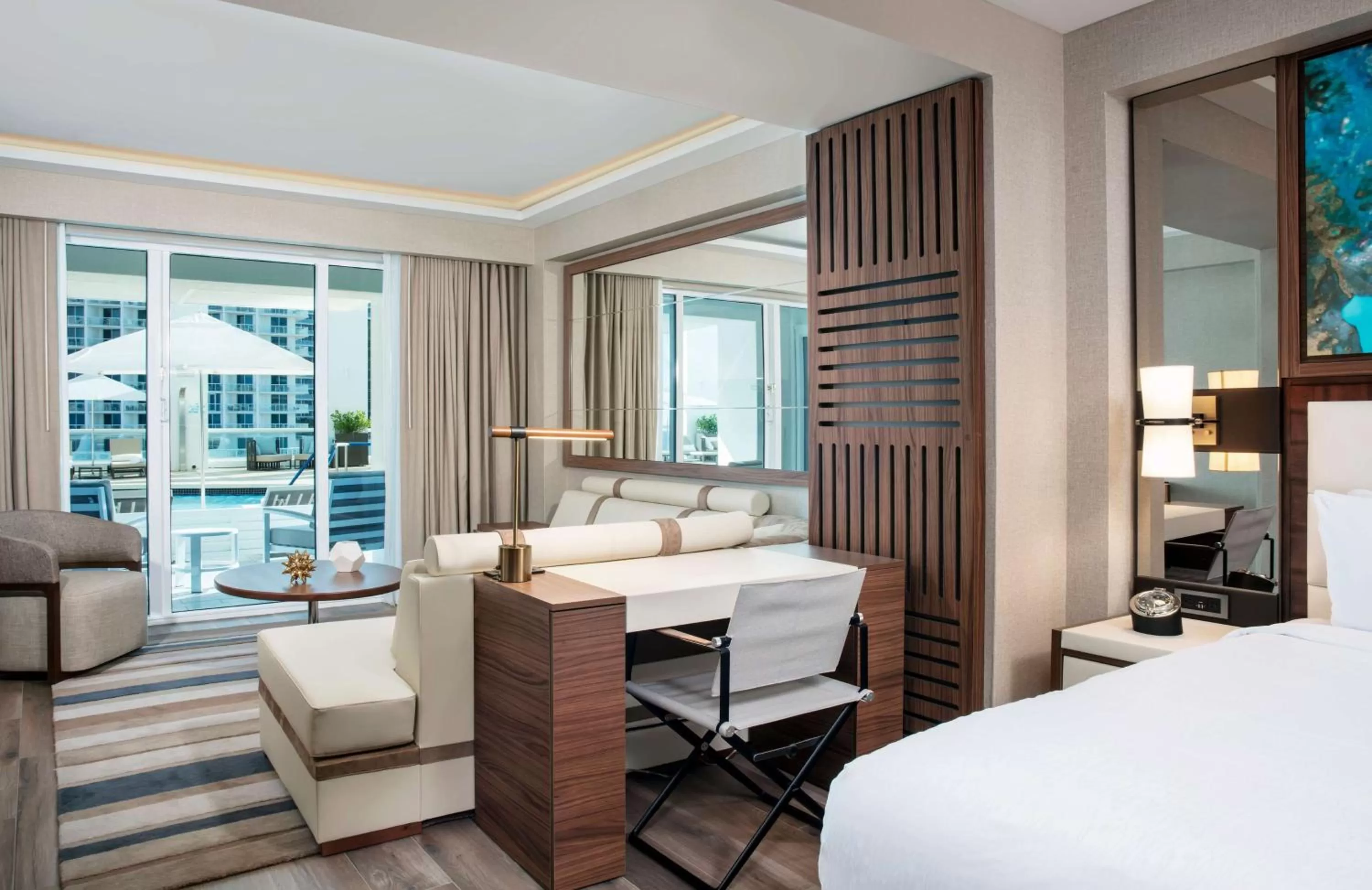 Bedroom, Bed in Conrad Fort Lauderdale Beach