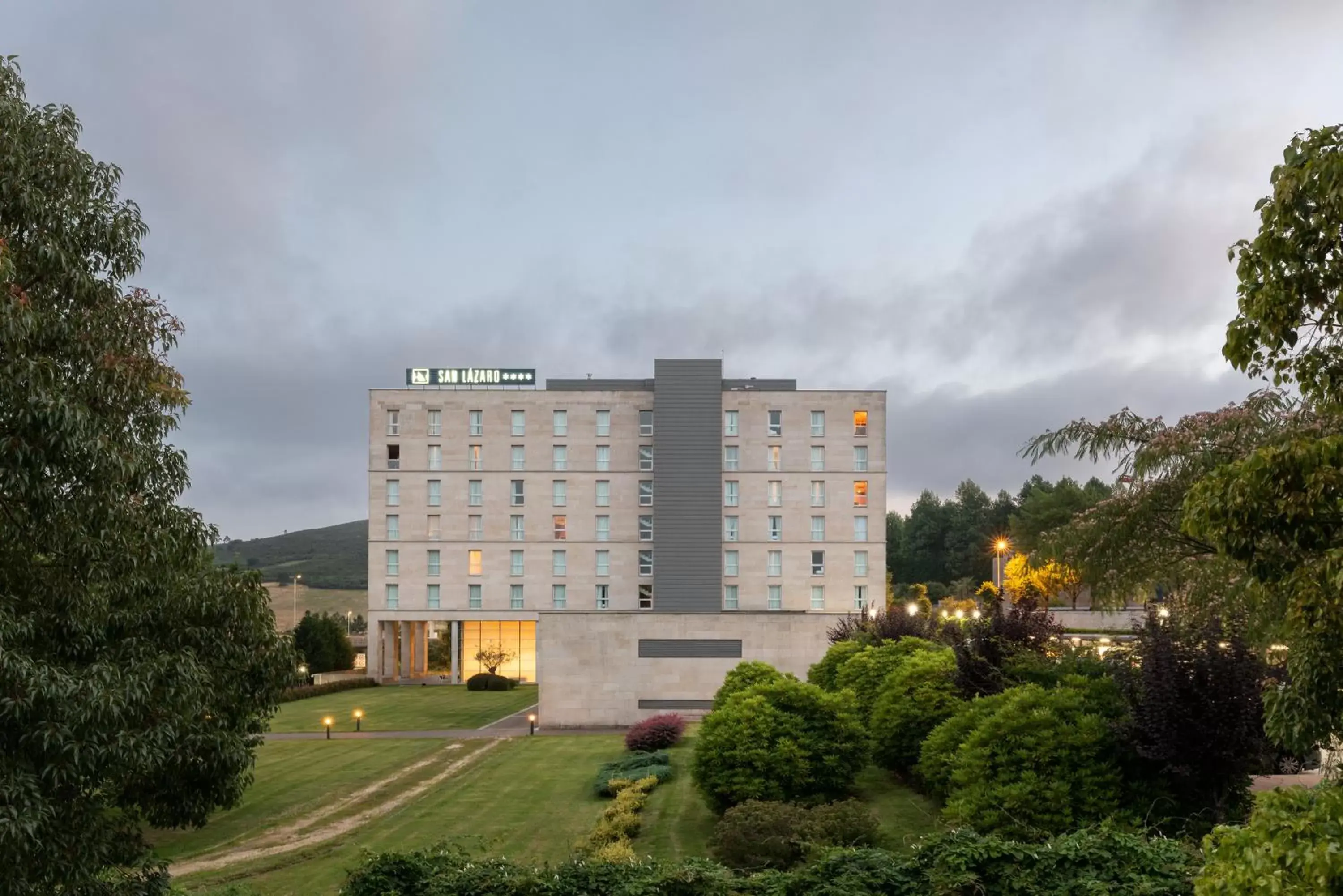 Facade/entrance, Property Building in Eurostars San Lazaro