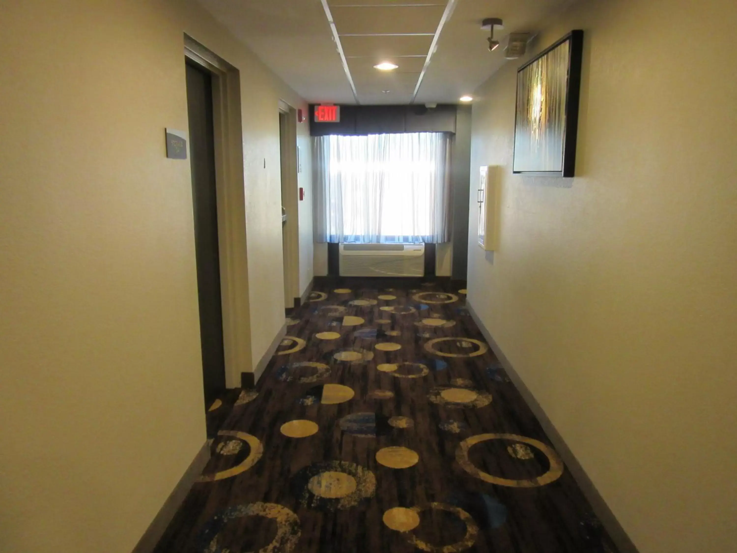 Area and facilities in Best Western Plus Sunrise Inn