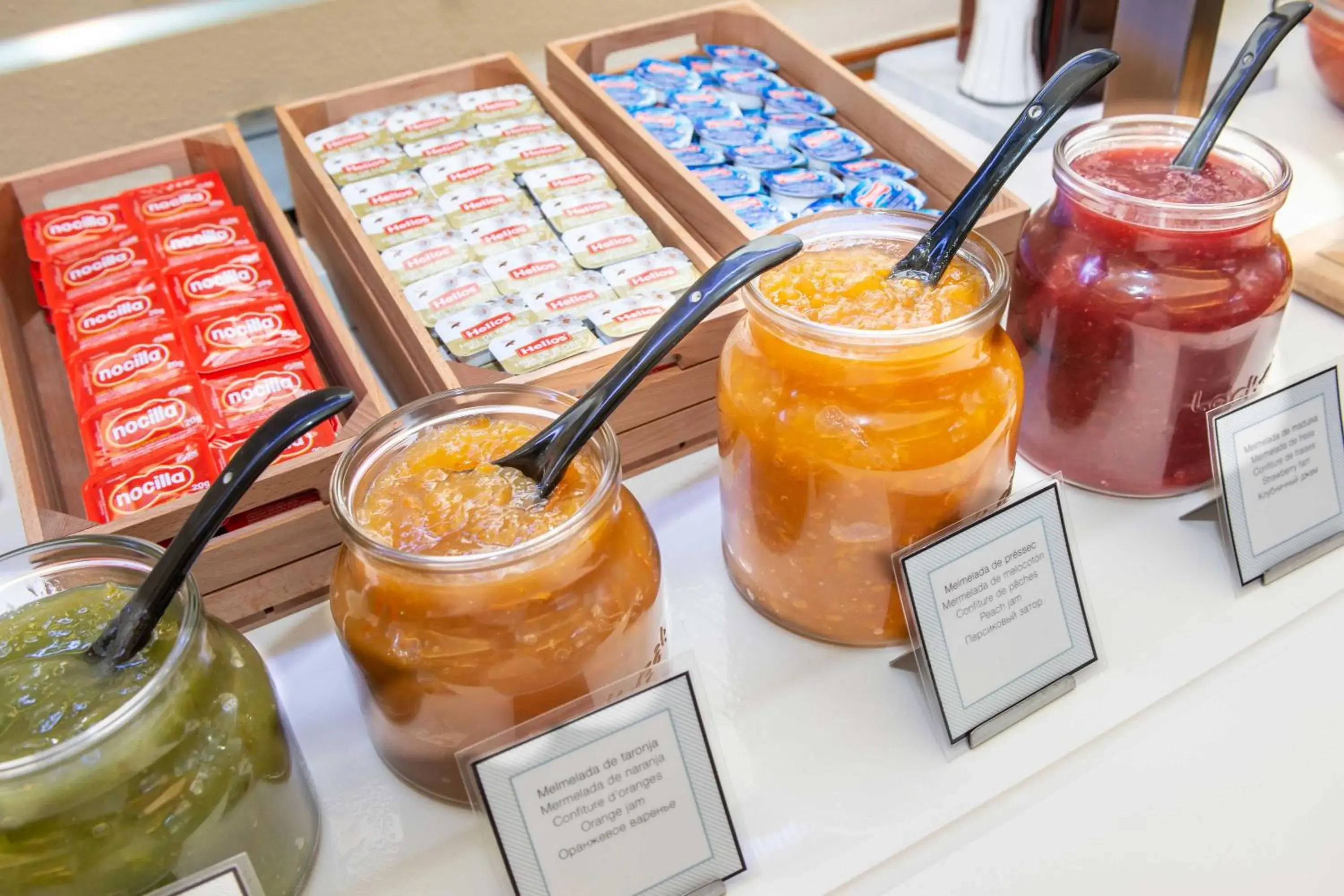 Breakfast in Hotel & Aparthotel Cosmos Breakfast in Hotel & Aparthotel Cosmos