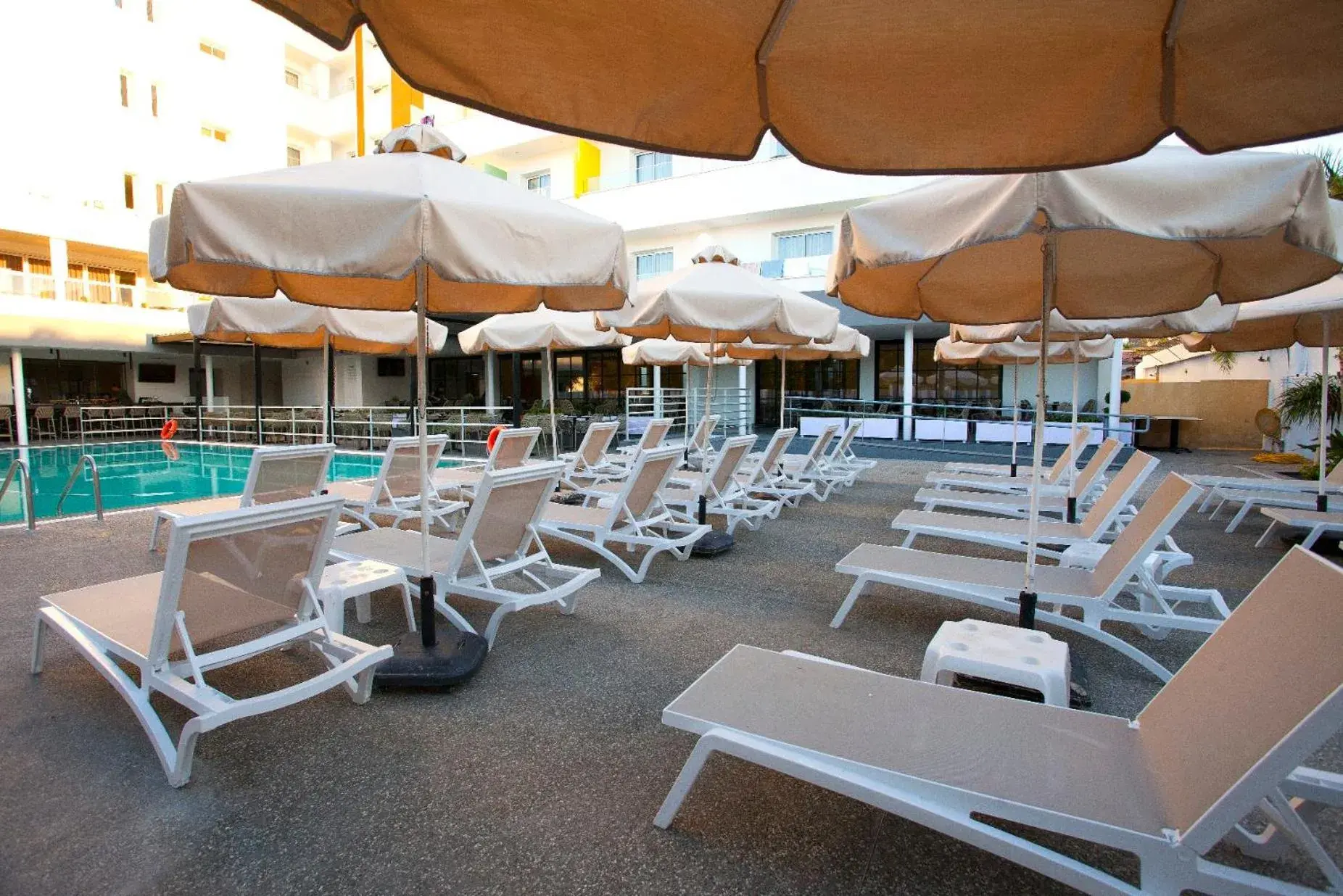 Swimming Pool in Pefkos City Hotel