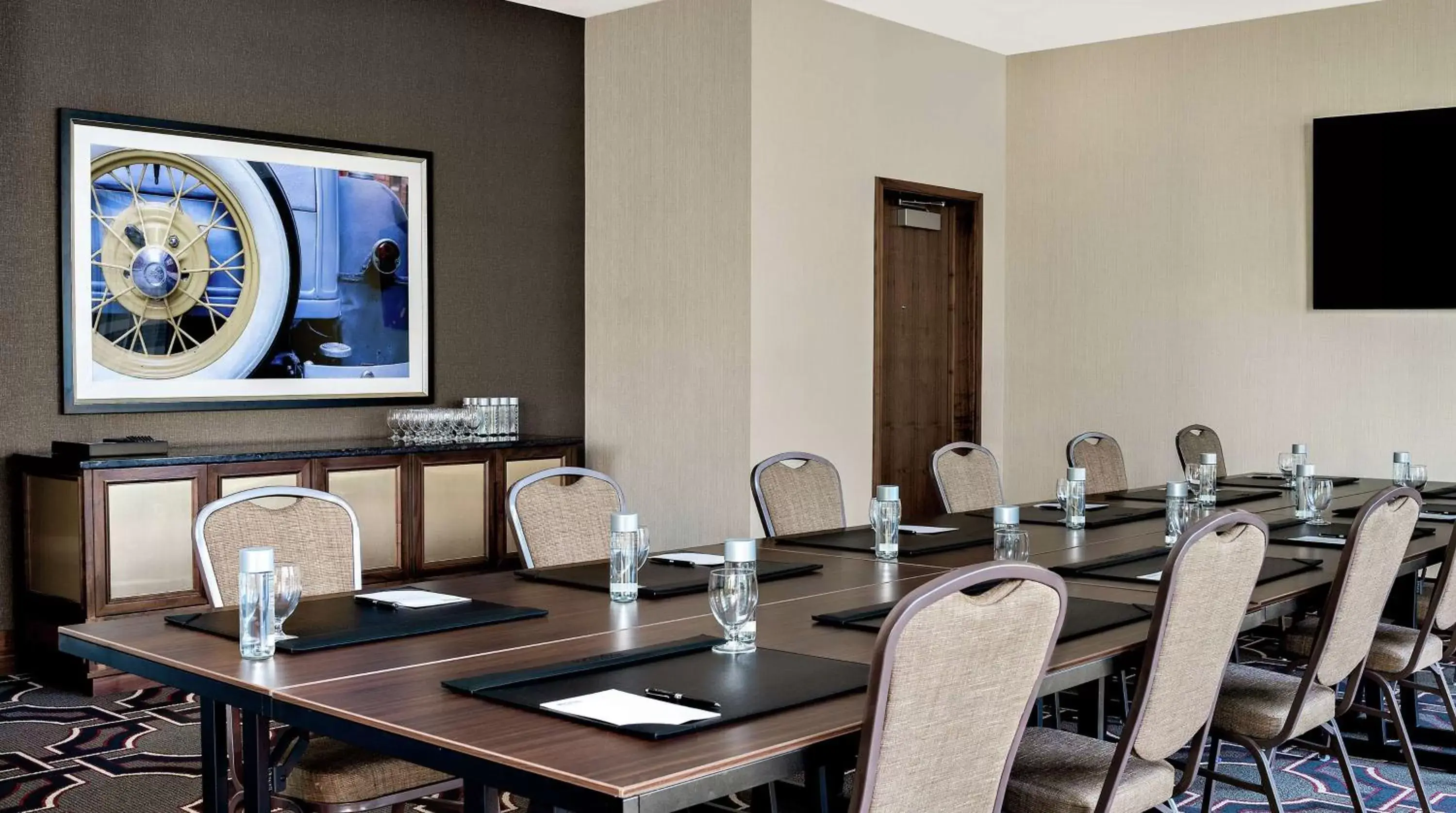 Meeting/conference room, Restaurant/Places to Eat in Hampton Inn Chicago McCormick Place