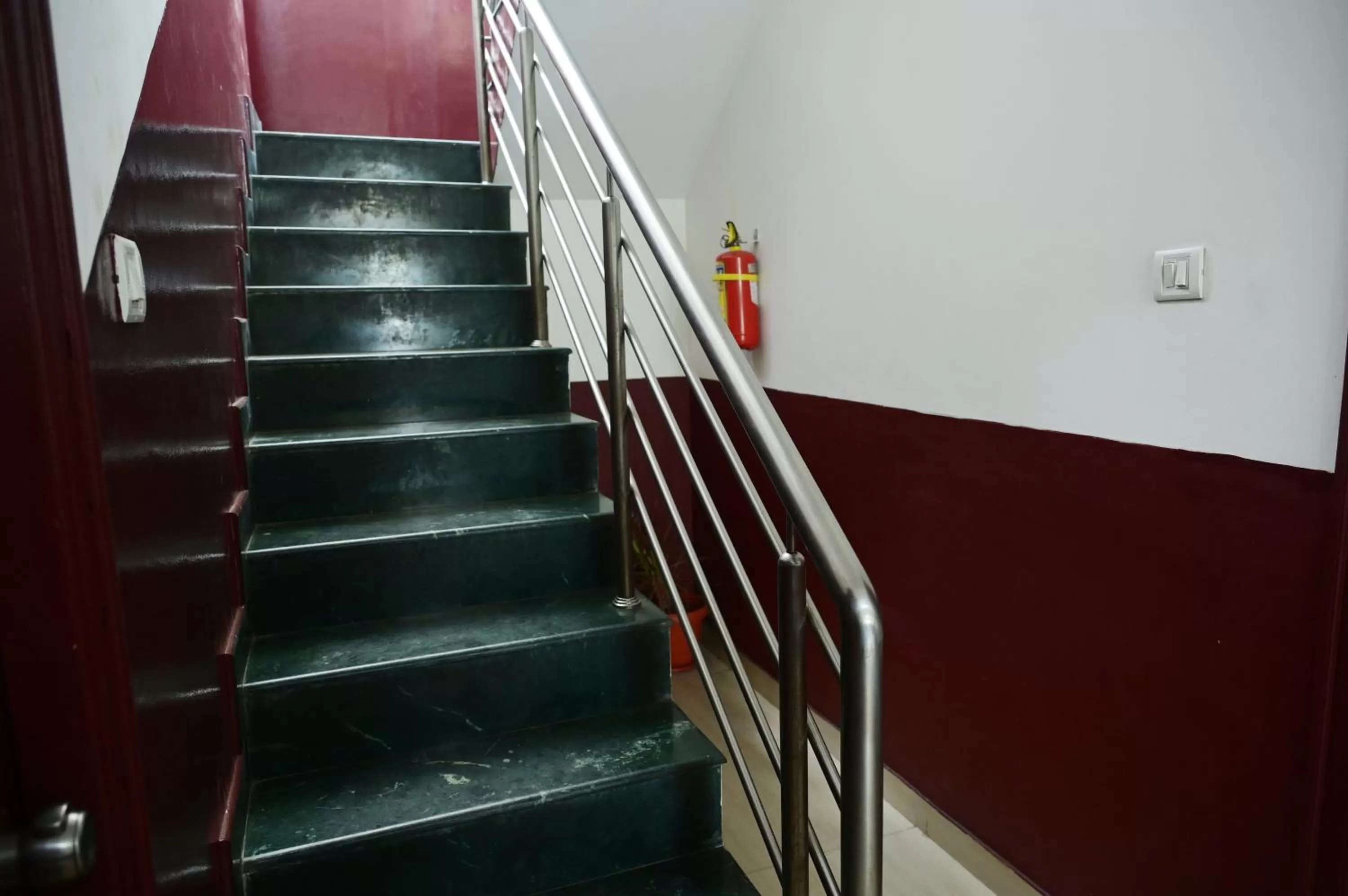 Property building in Hotel Stay Shine