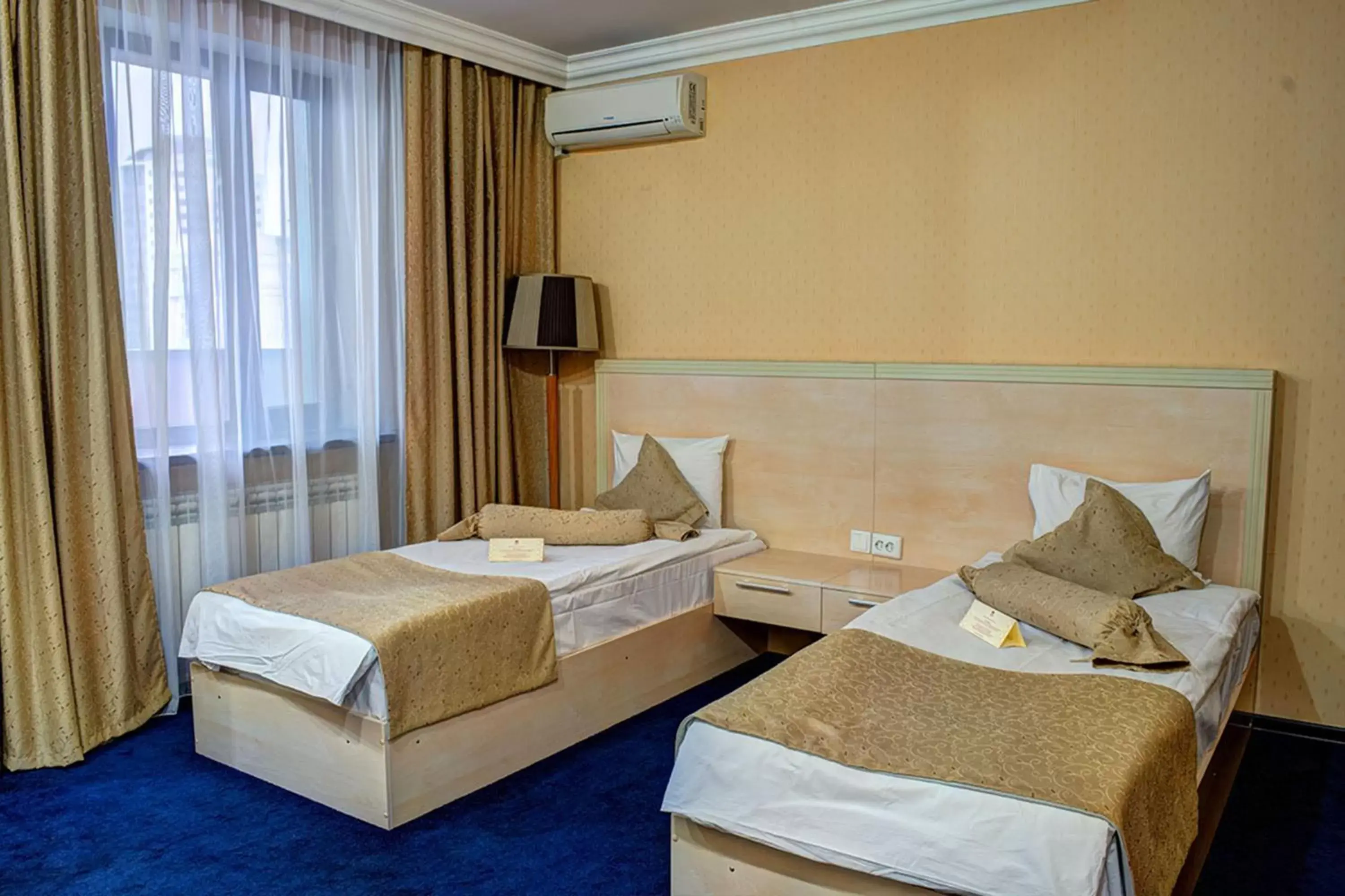 Bed in King Hotel Astana