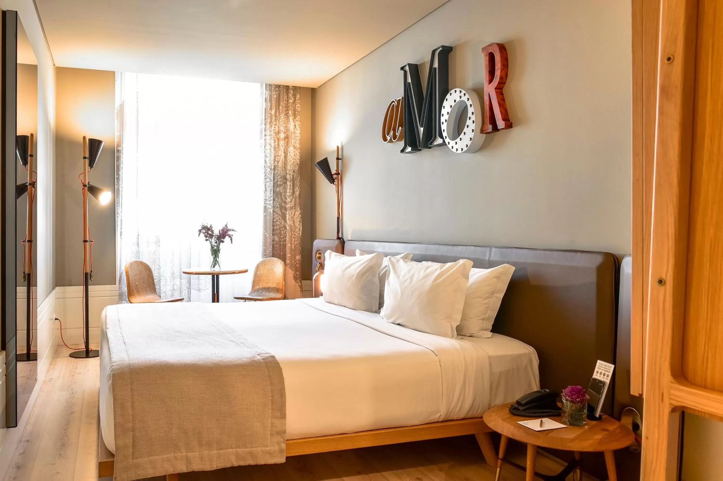 Photo of the whole room, Bed in My Story Hotel Rossio