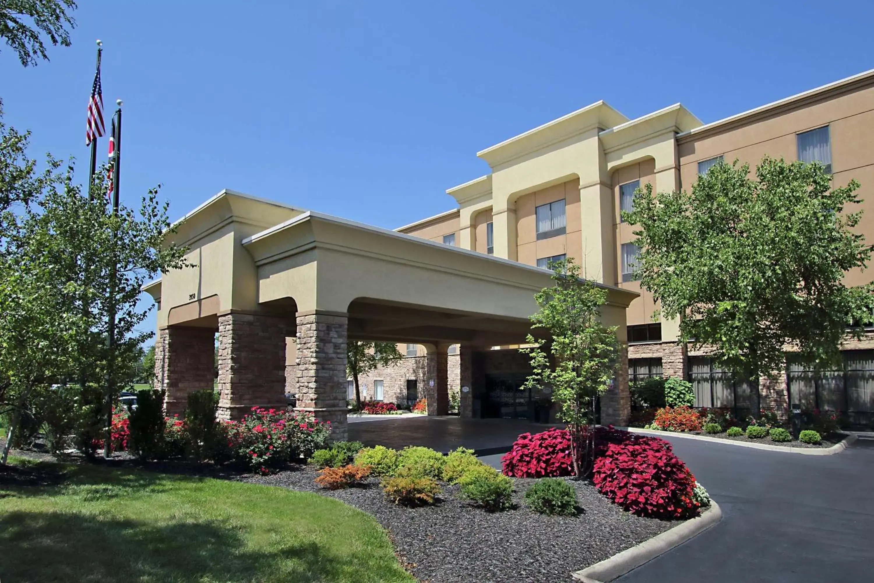 Property building in Hampton Inn & Suites Columbus Hilliard Property building in Hampton Inn & Suites Columbus Hilliard