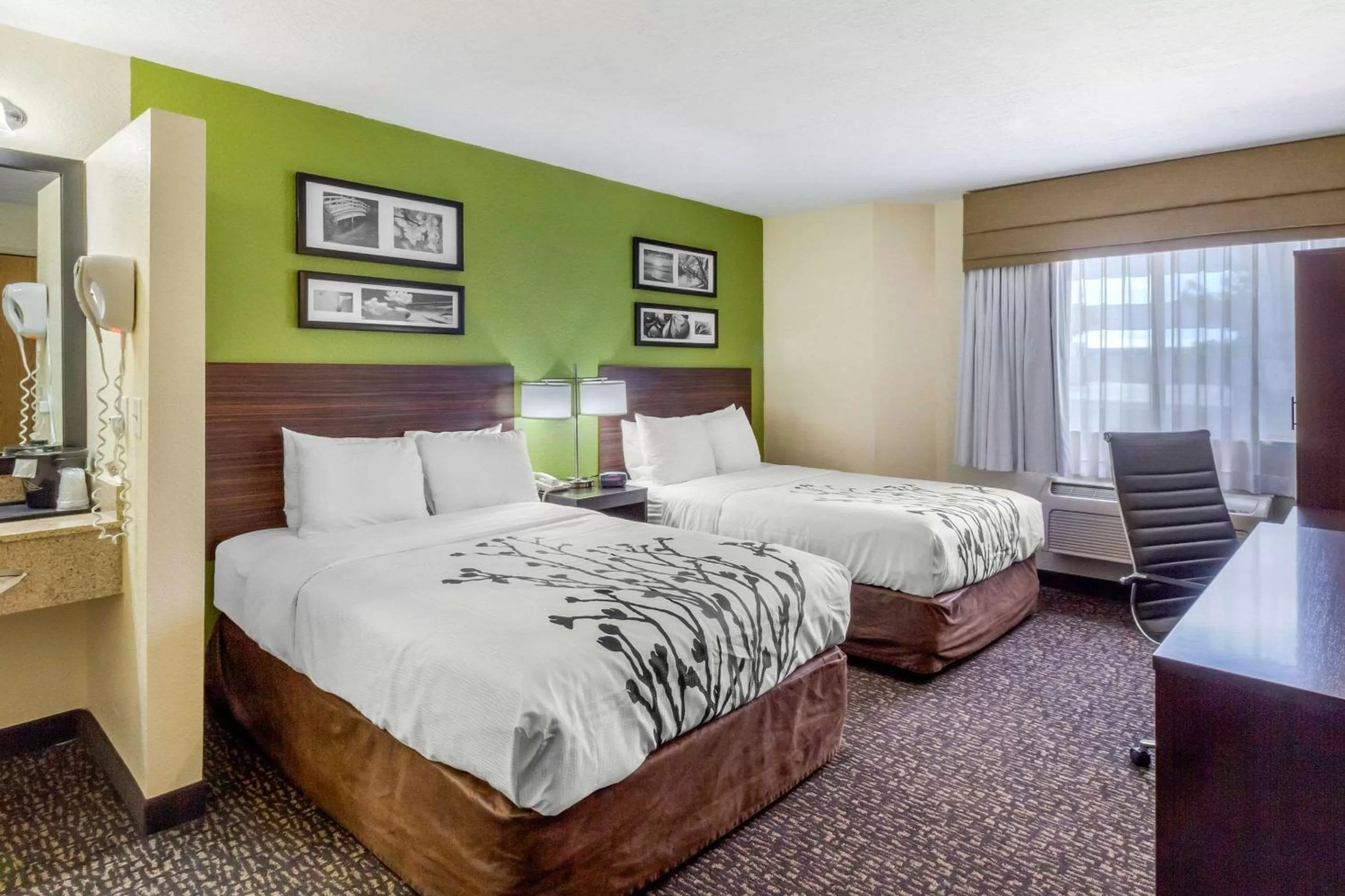 Photo of the whole room, Bed in Sleep Inn Ogden near Event Center