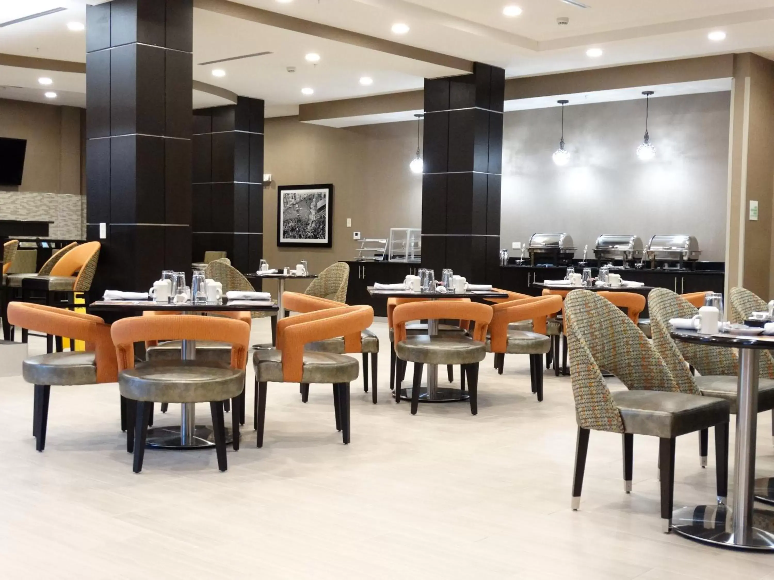 Restaurant/Places to Eat in Holiday Inn Covington, an IHG Hotel