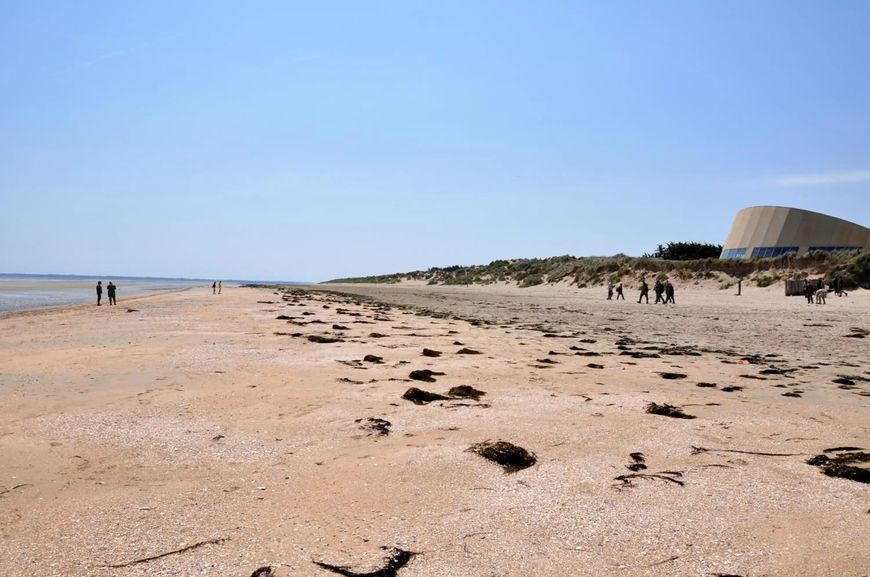 Nearby landmark, Beach in Kyriad Hotel - Restaurant Carentan