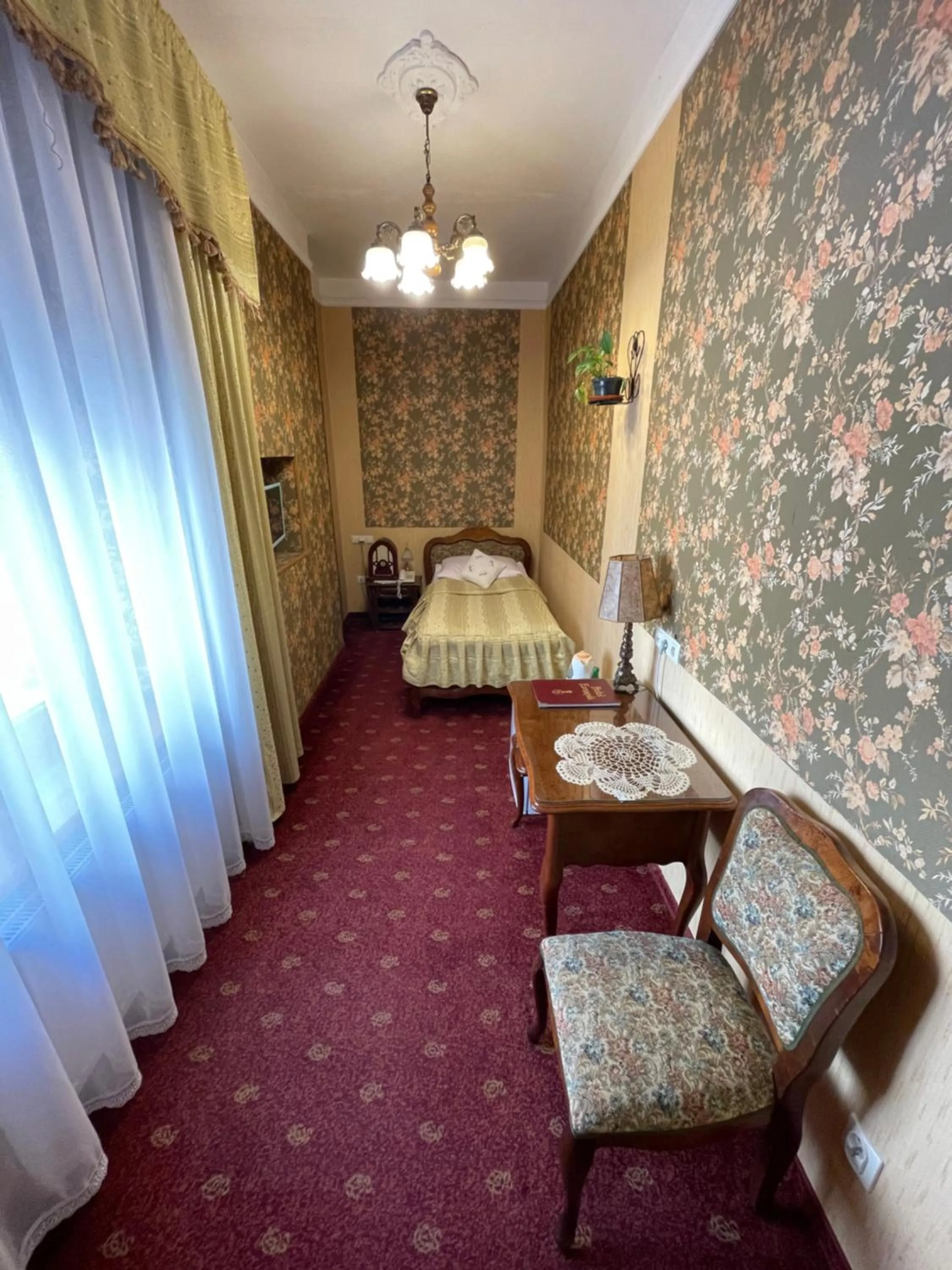 Bedroom, Bed in Hotel Europejski