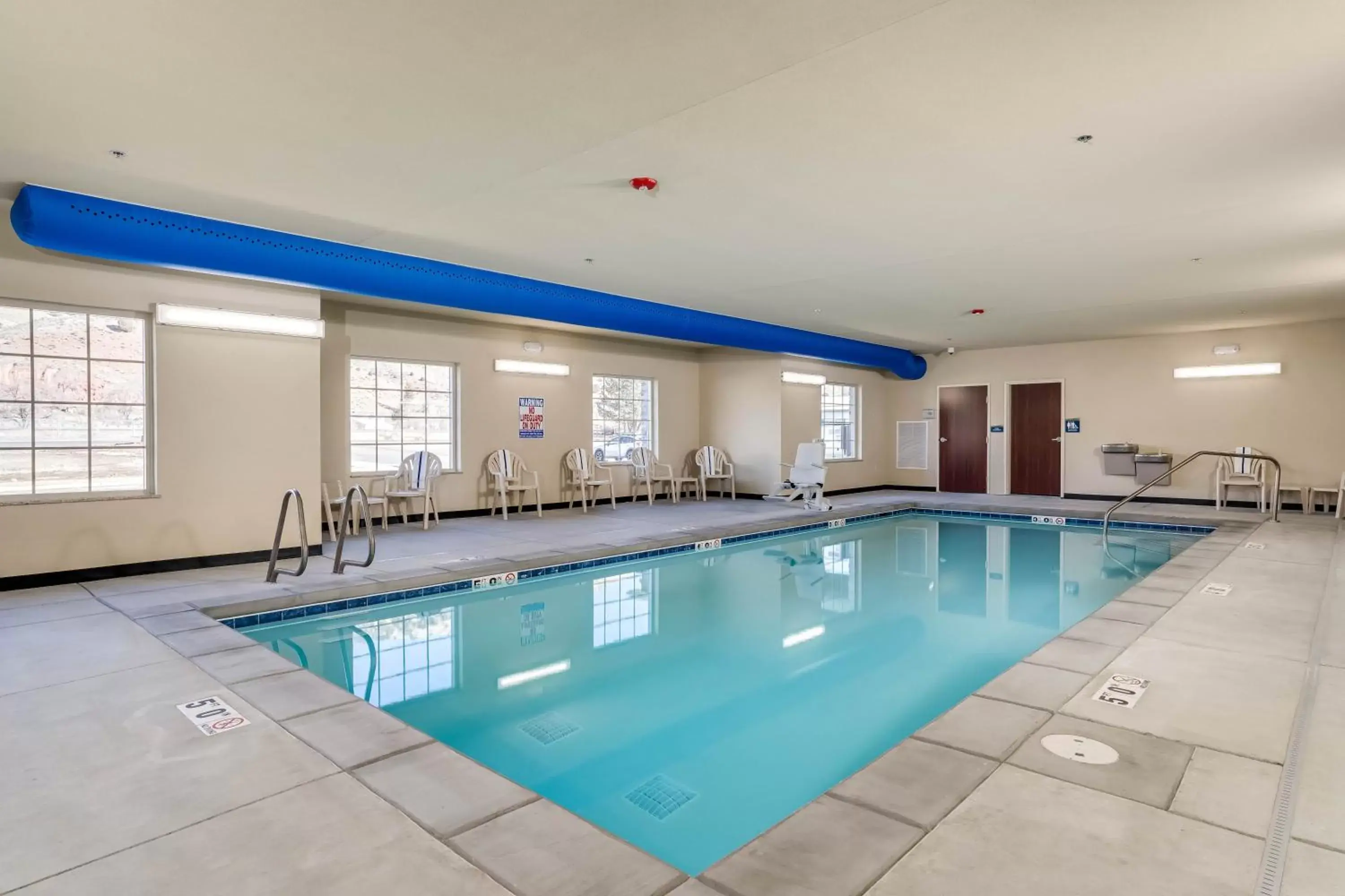 Pool view, Swimming Pool in Cobblestone Hotel & Suites - Morgan