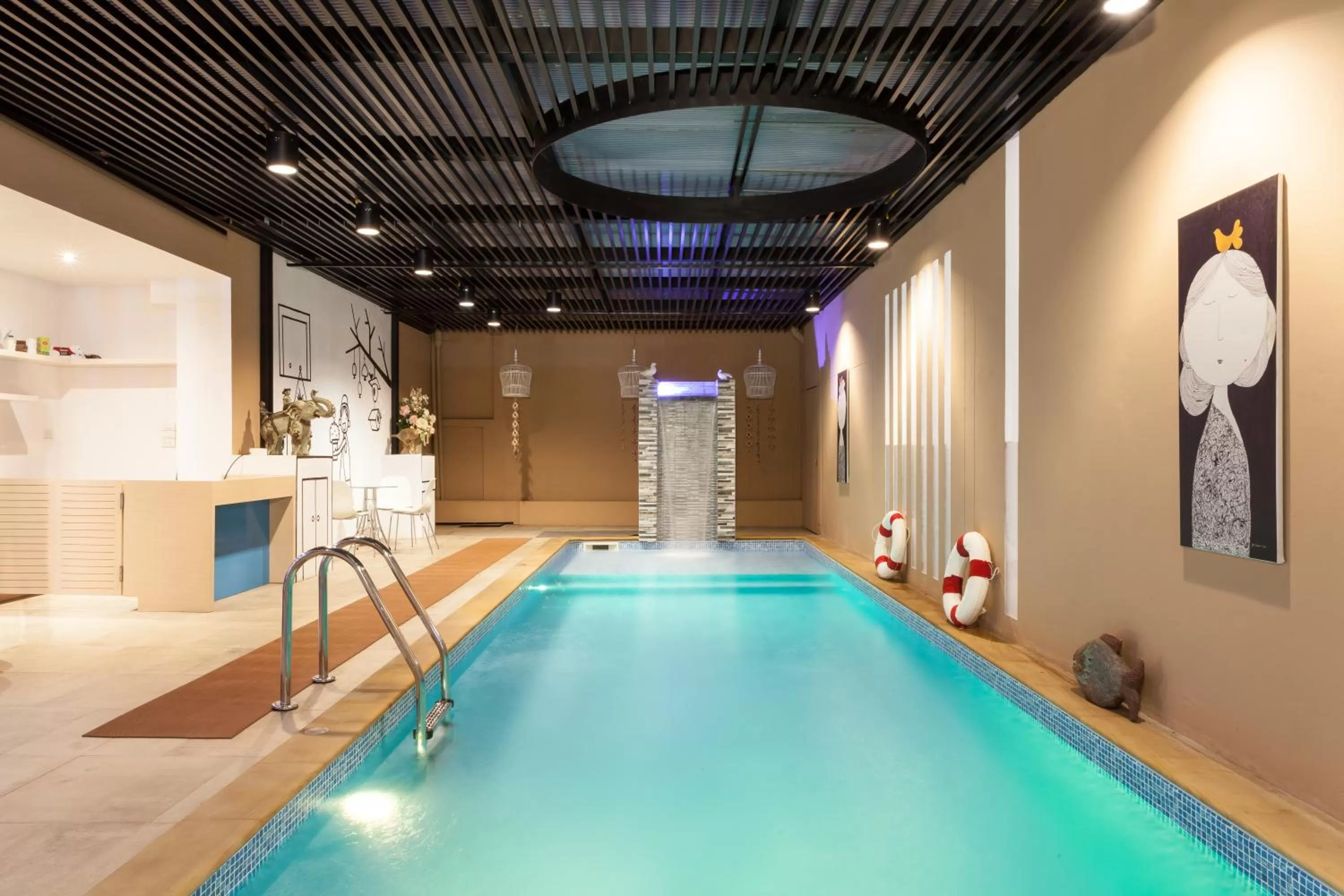 Swimming pool in We Briza Hotel Chiangmai