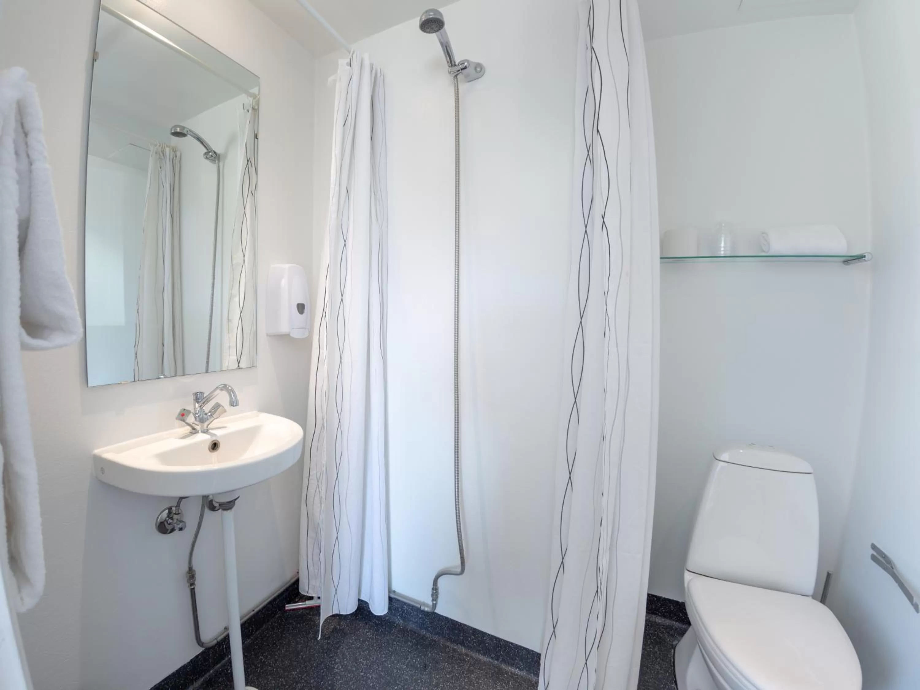 Bathroom in Copenhagen Go Hotel