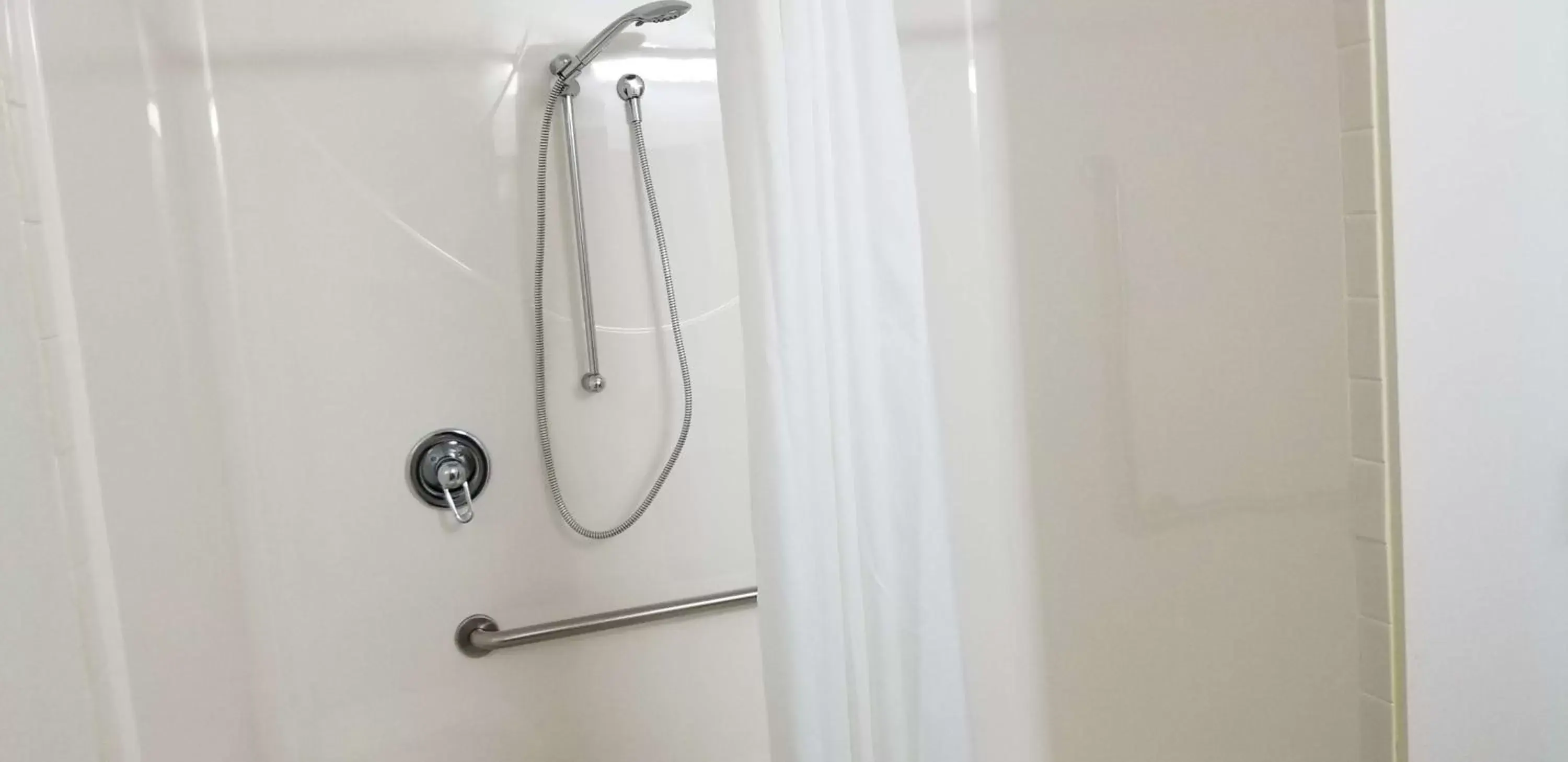 Bathroom in SureStay Plus Hotel by Best Western Lethbridge