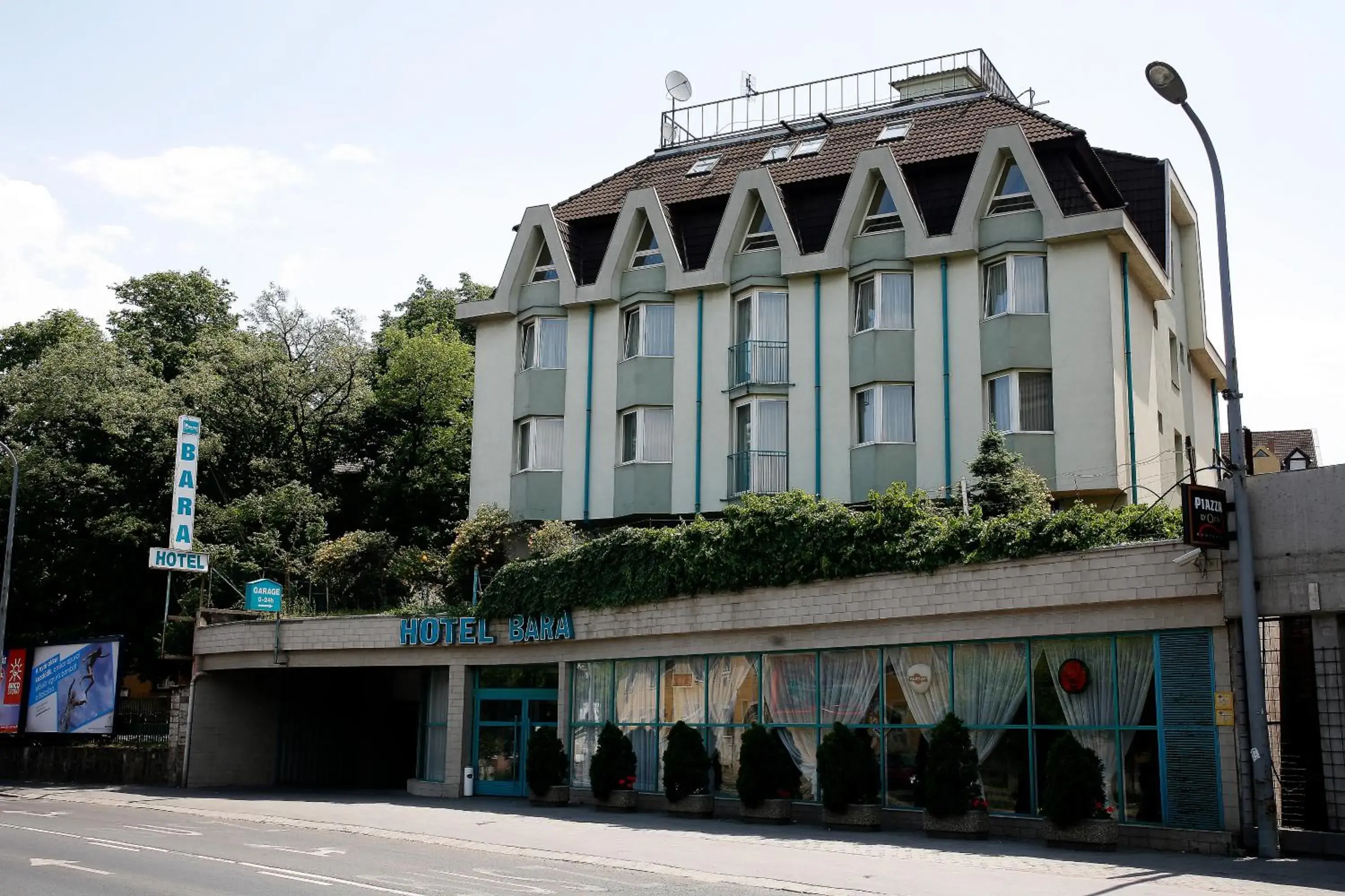 Facade/entrance, Property Building in Hotel Bara