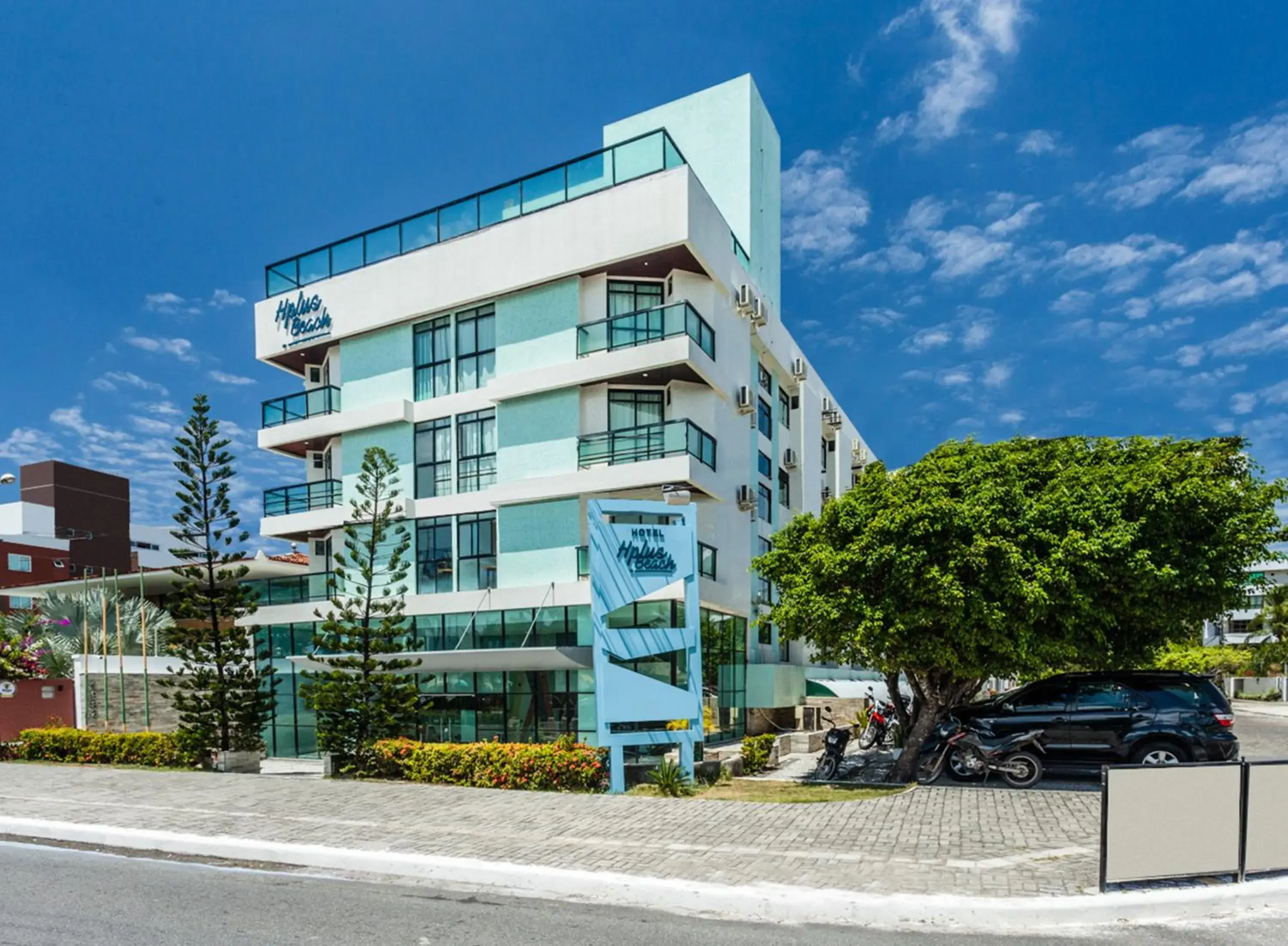 Facade/entrance, Property Building in João Pessoa Hplus Beach