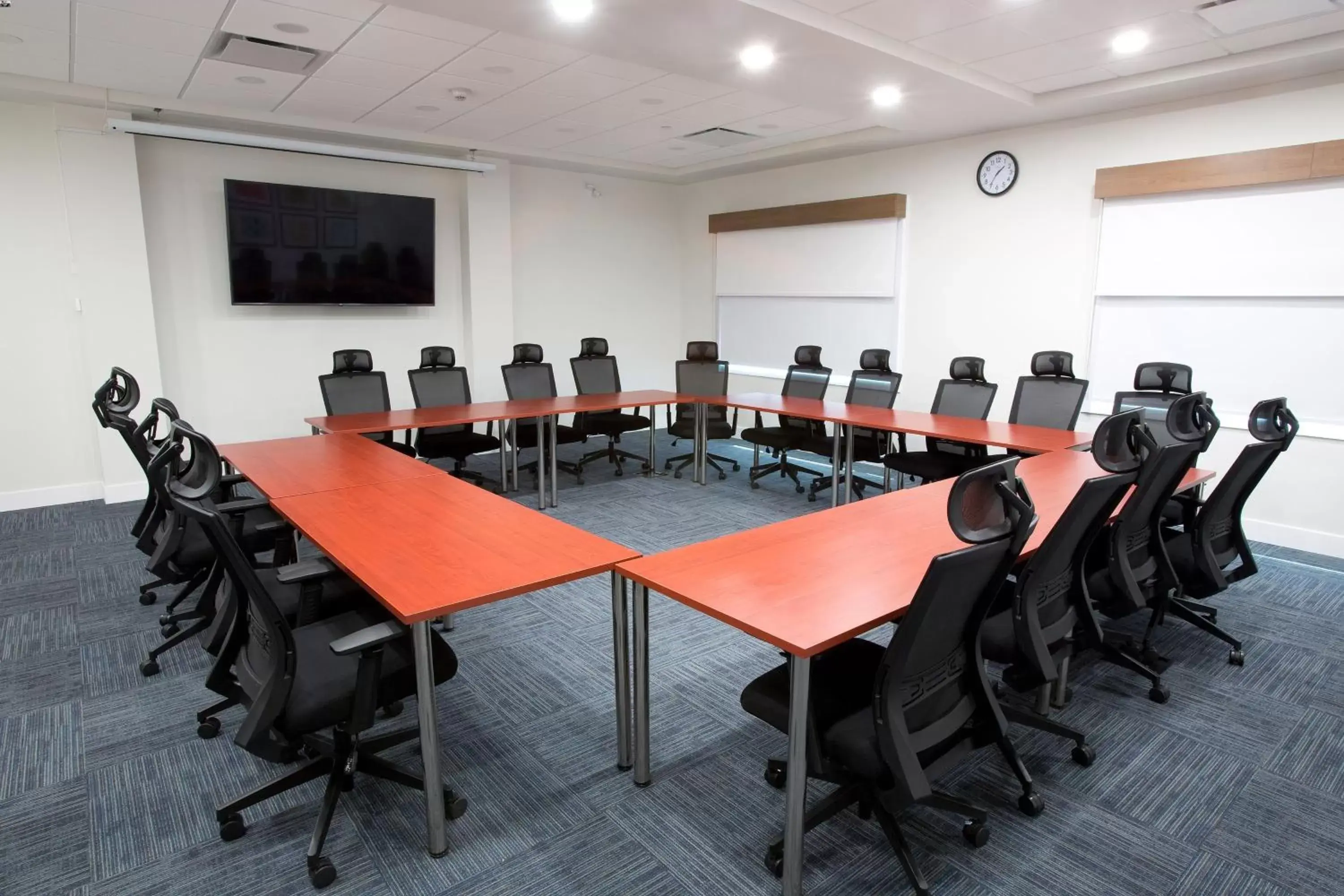 Meeting/conference room in Holiday Inn Express & Suites - Edmonton SW – Windermere, an IHG Hotel