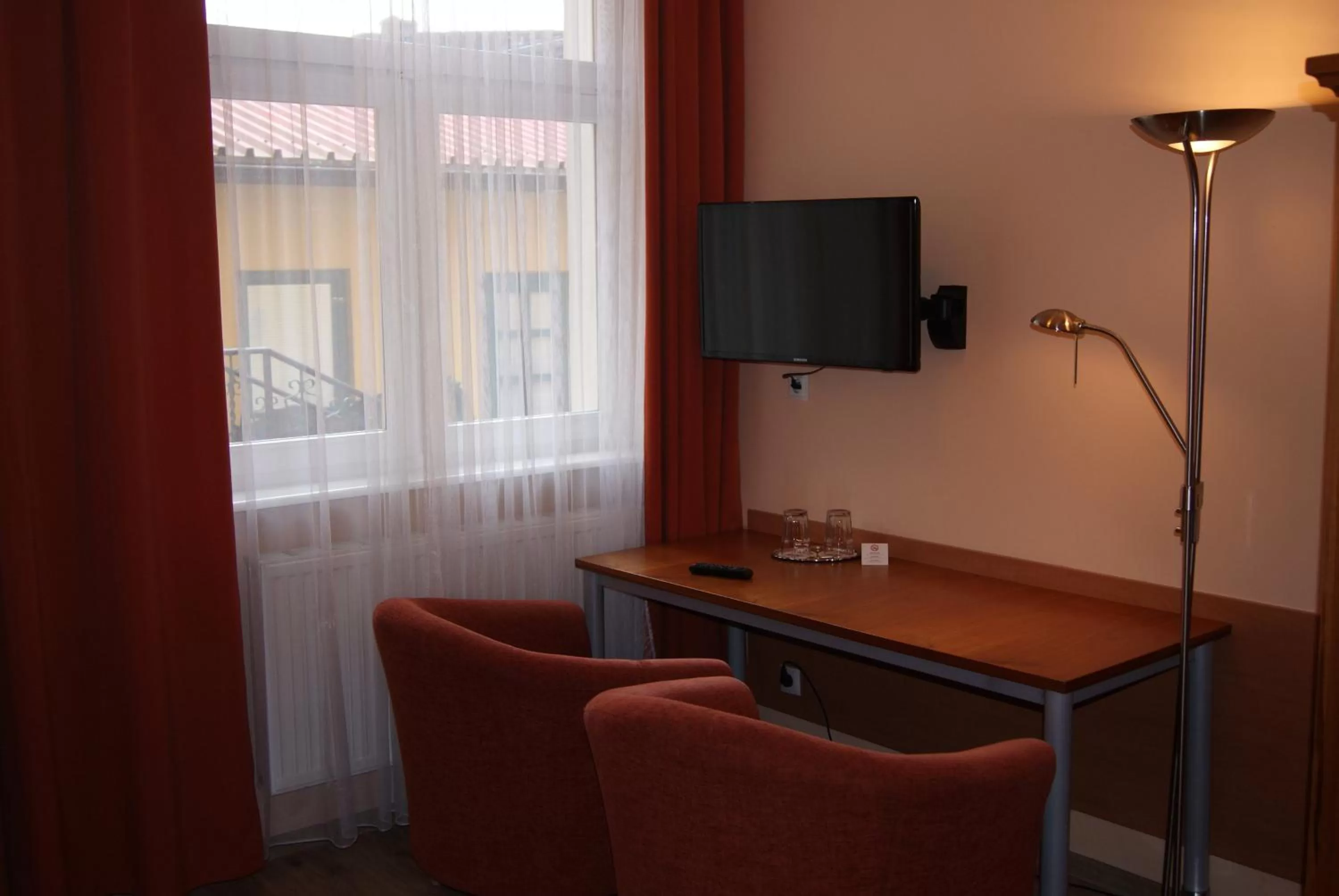 TV/Entertainment Center in Hotel Alga