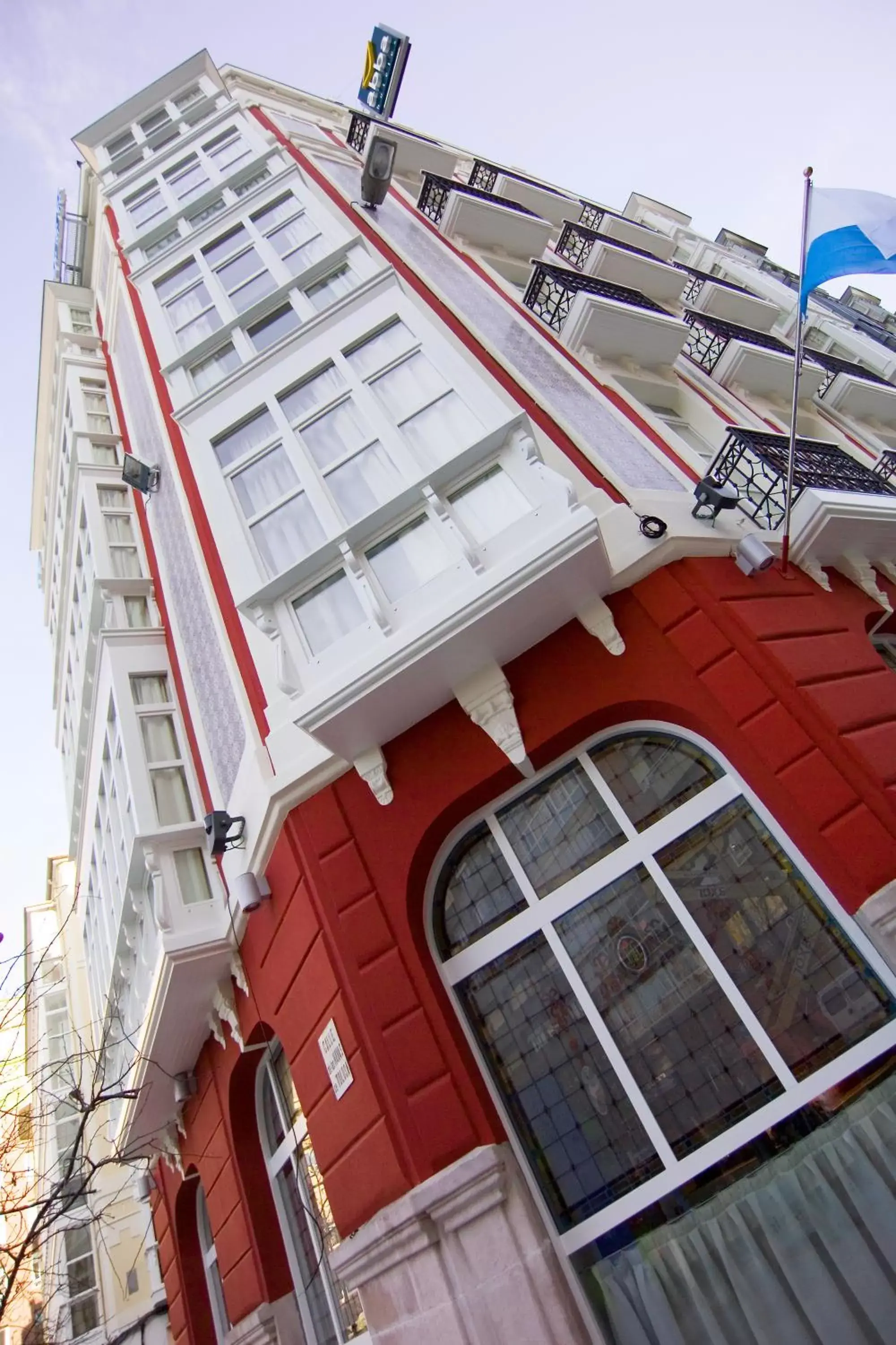Facade/entrance, Property Building in Abba Santander