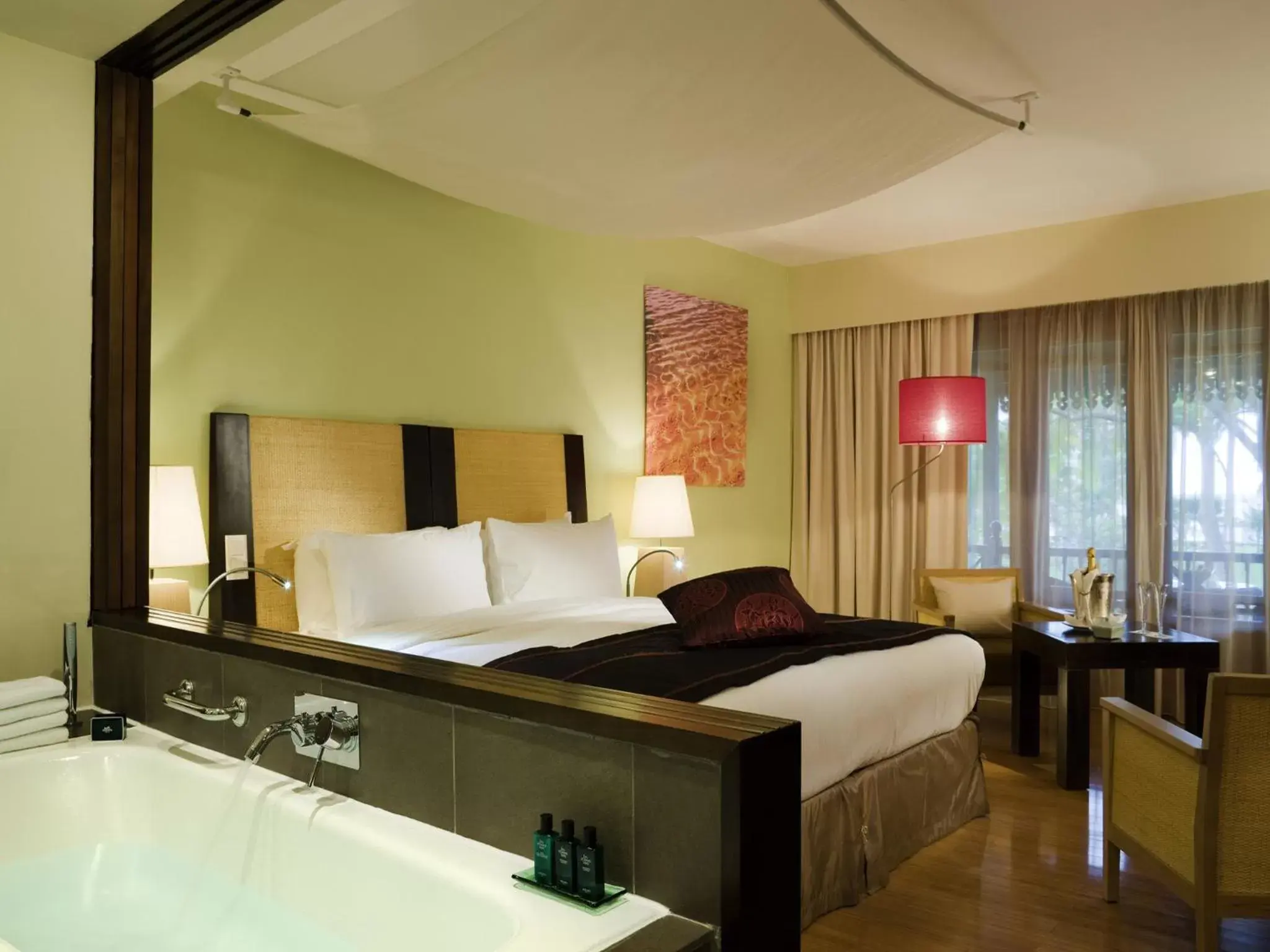 Luxury King Room in Sofitel Mauritius L'Imperial Resort & Spa