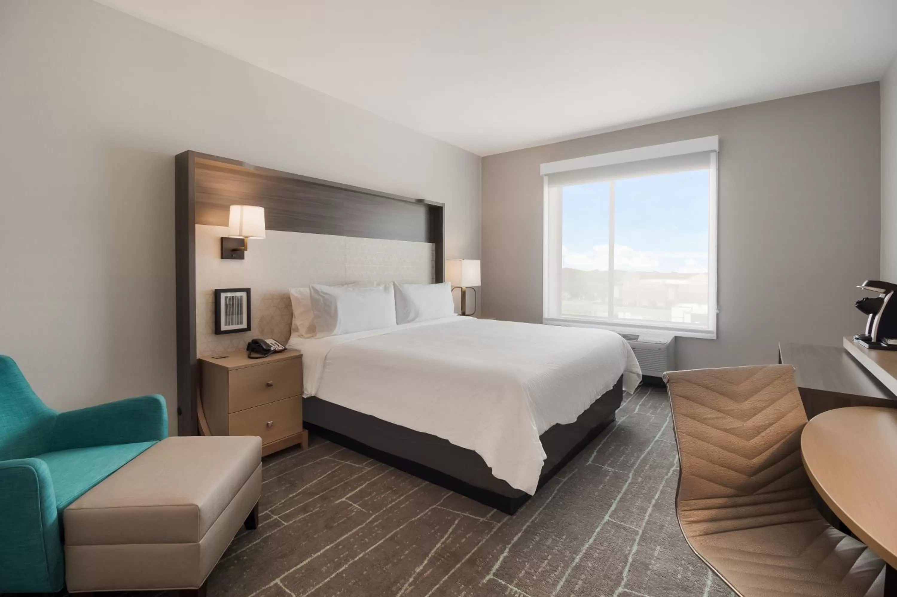 Bed in Holiday Inn & Suites - Mt Juliet Nashville Area by IHG