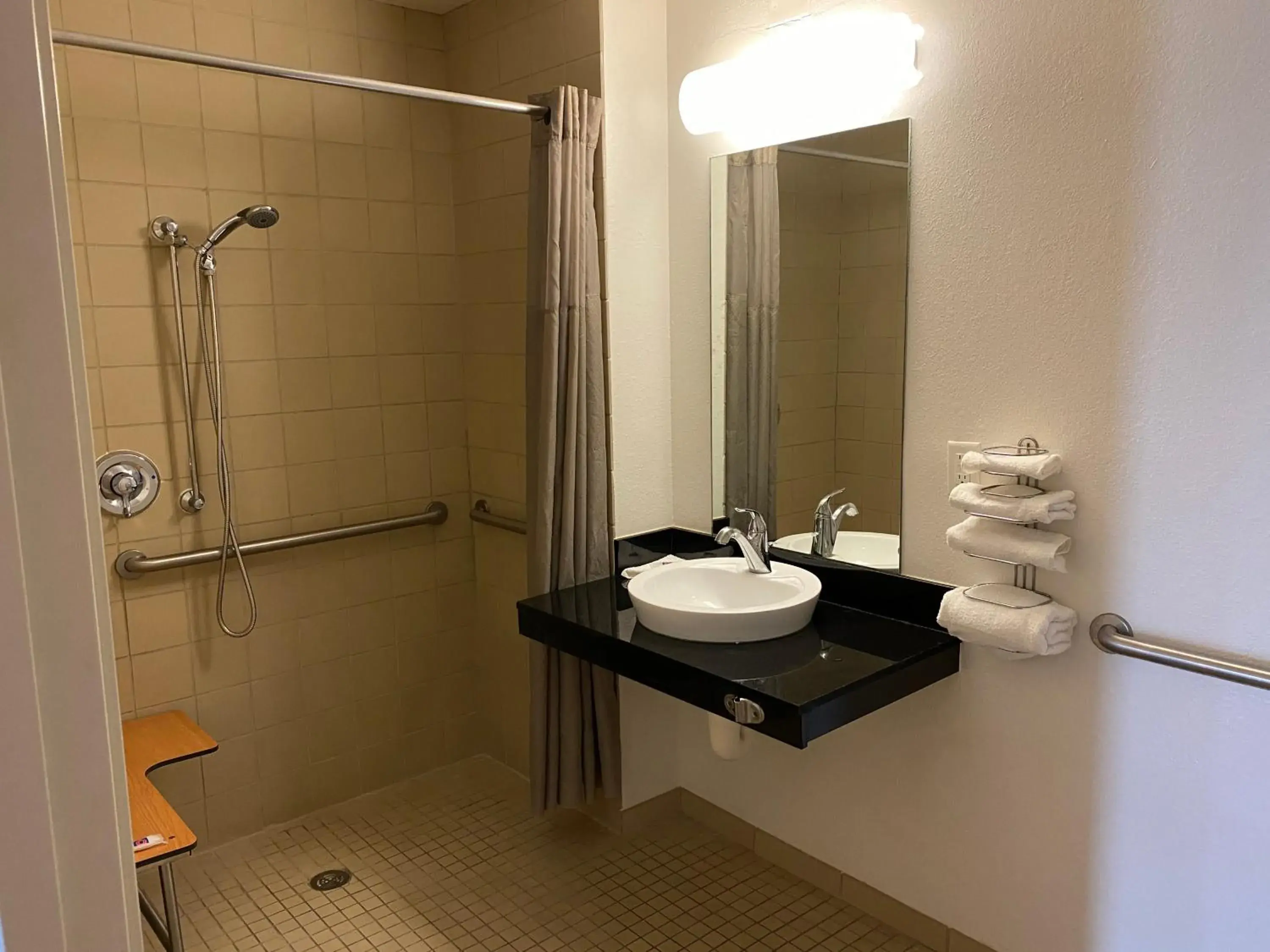 Bathroom in Motel 6-Memphis, TN - Downtown