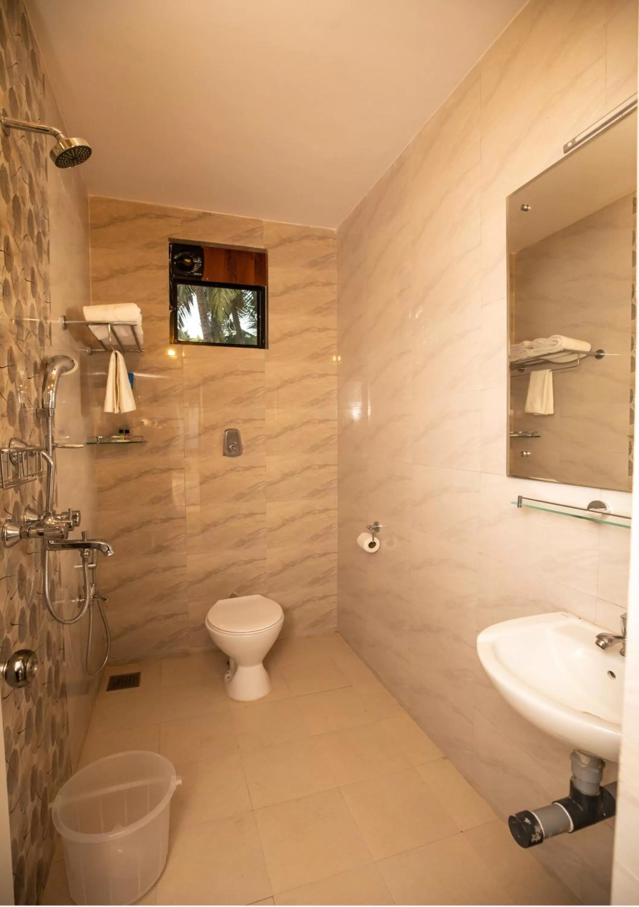 Bathroom in The Woodside Inn