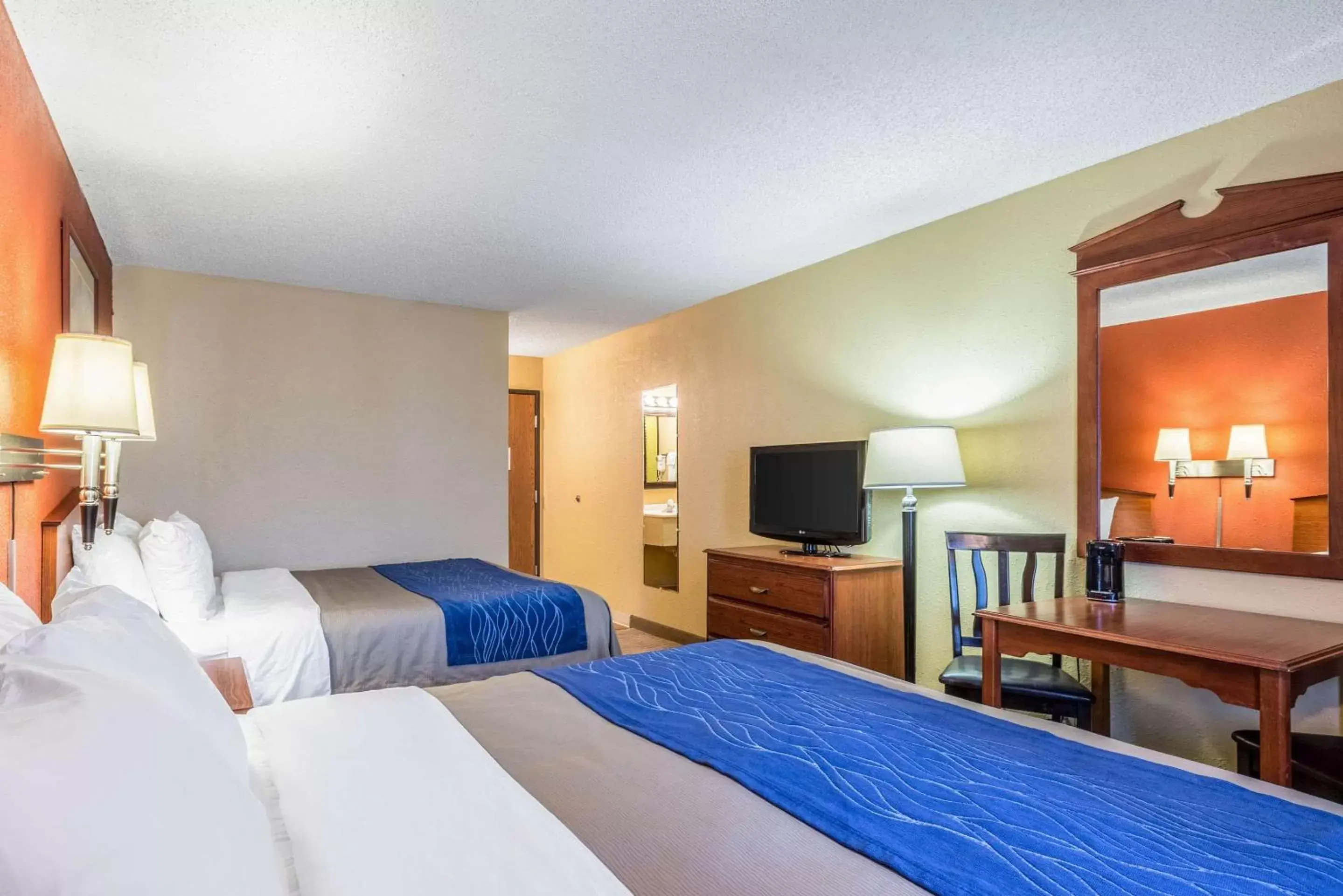 Photo of the whole room, Bed in Quality Inn Scottsbluff