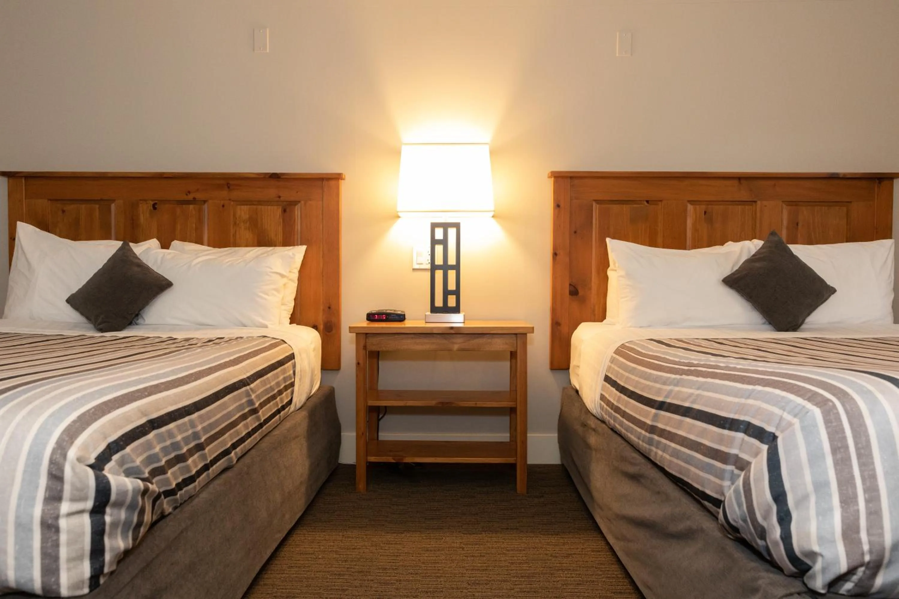 Bed in Red Tree Lodge