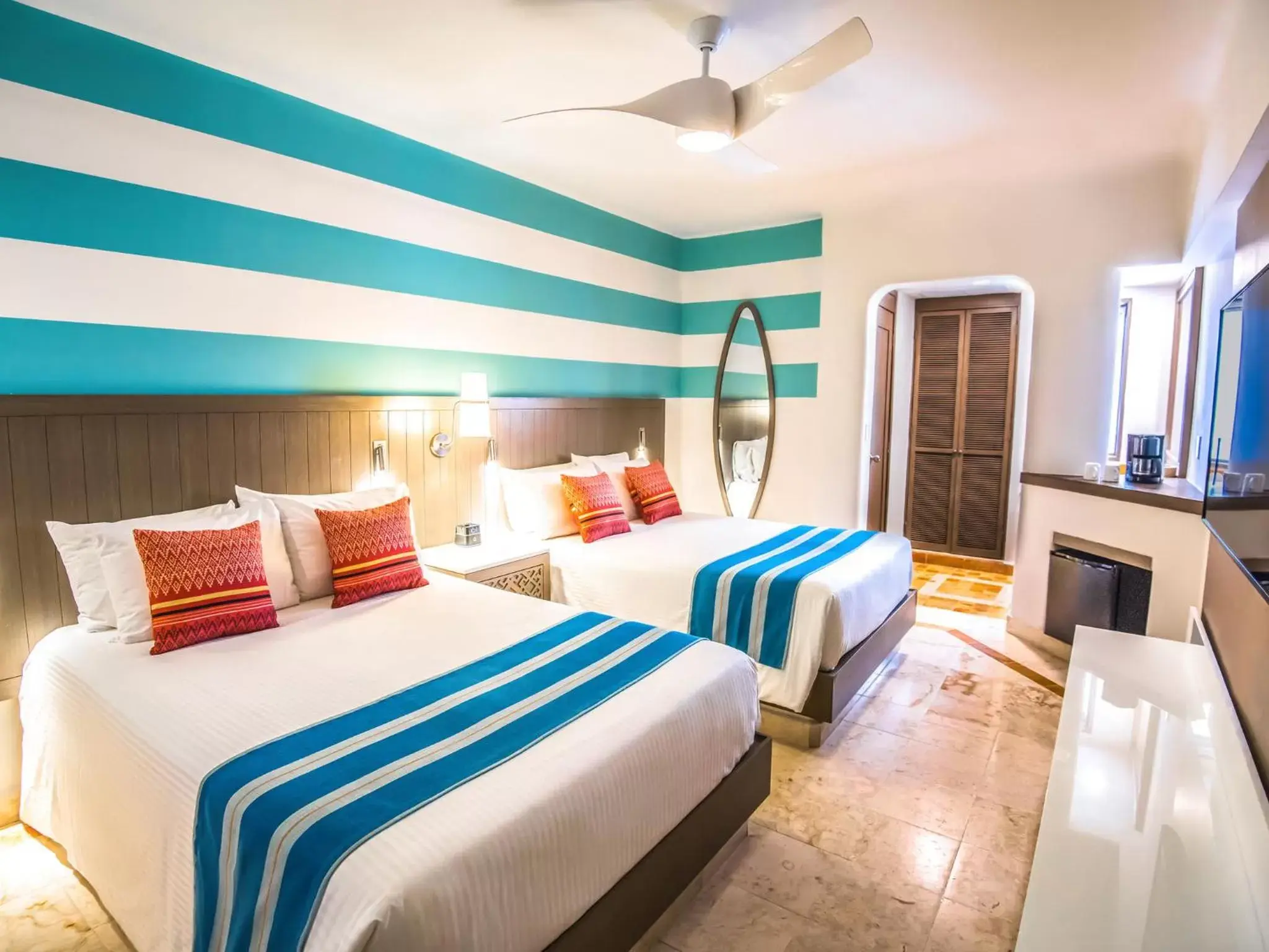 Photo of the whole room, Bed in Wyndham Alltra Playa del Carmen Adults Only All Inclusive