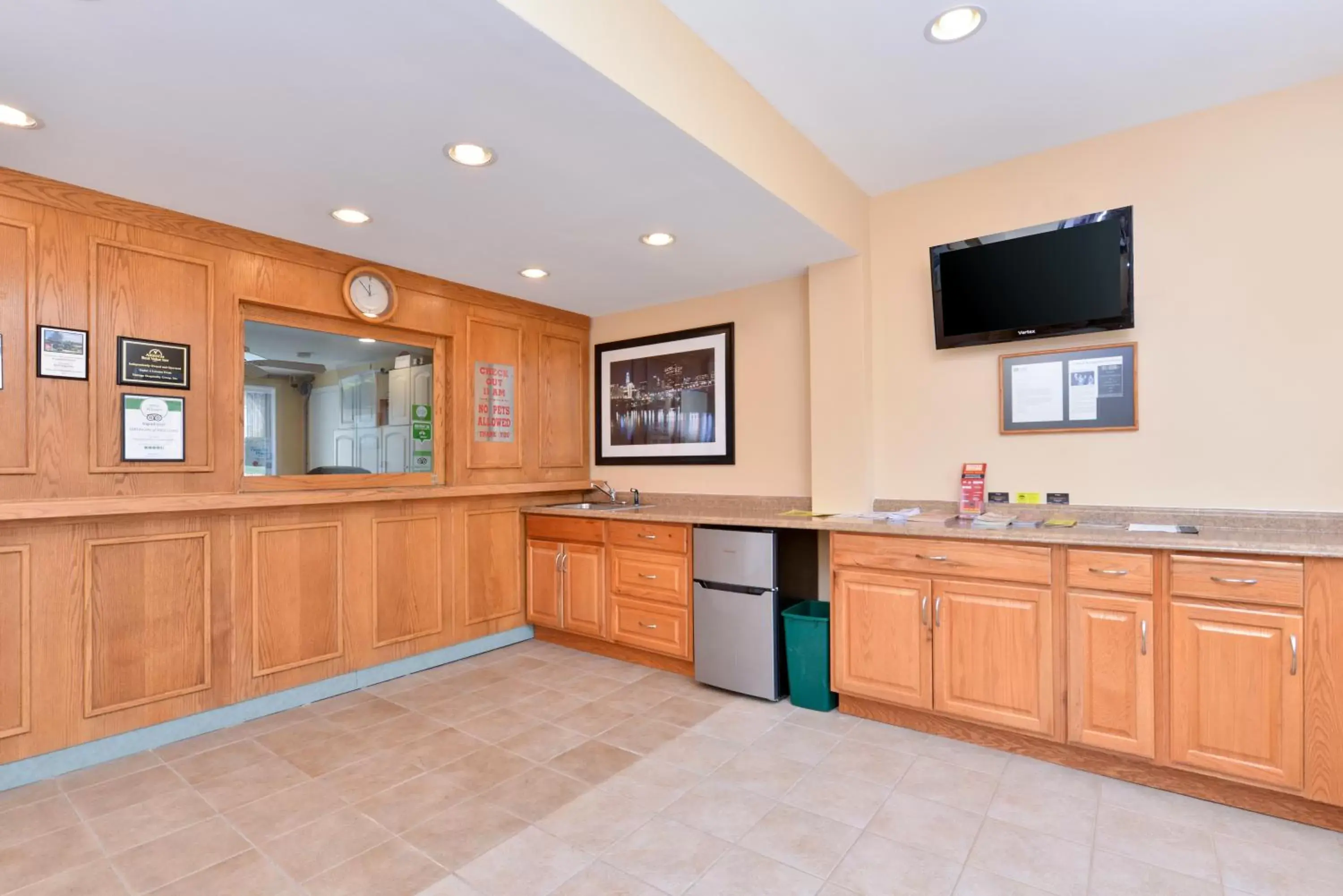 Lobby or reception in Cheshire Welcome Inn Lobby or reception in Cheshire Welcome Inn