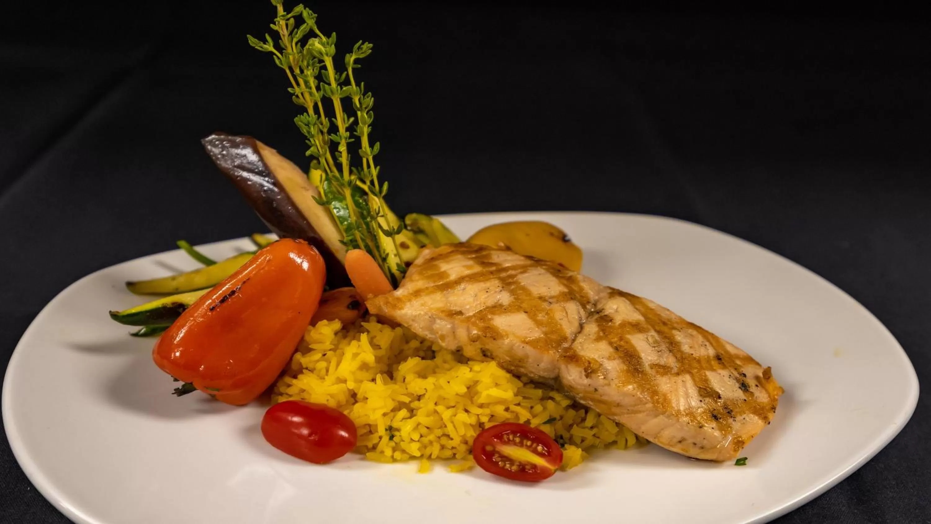 Meals in Holiday Inn & Suites Atlanta Perimeter Dunwoody, an IHG Hotel