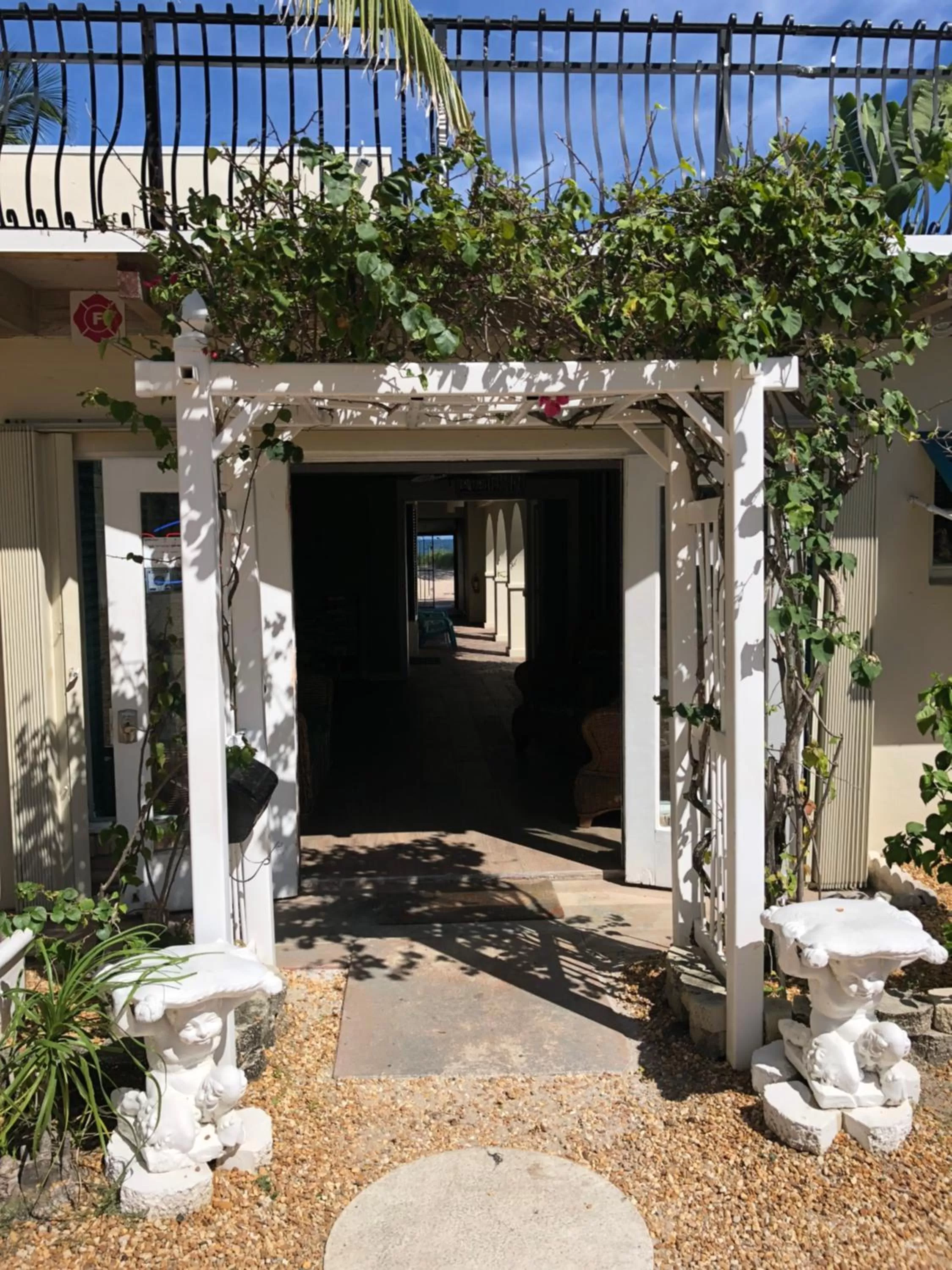 Property building in Courtyard Villa Hotel