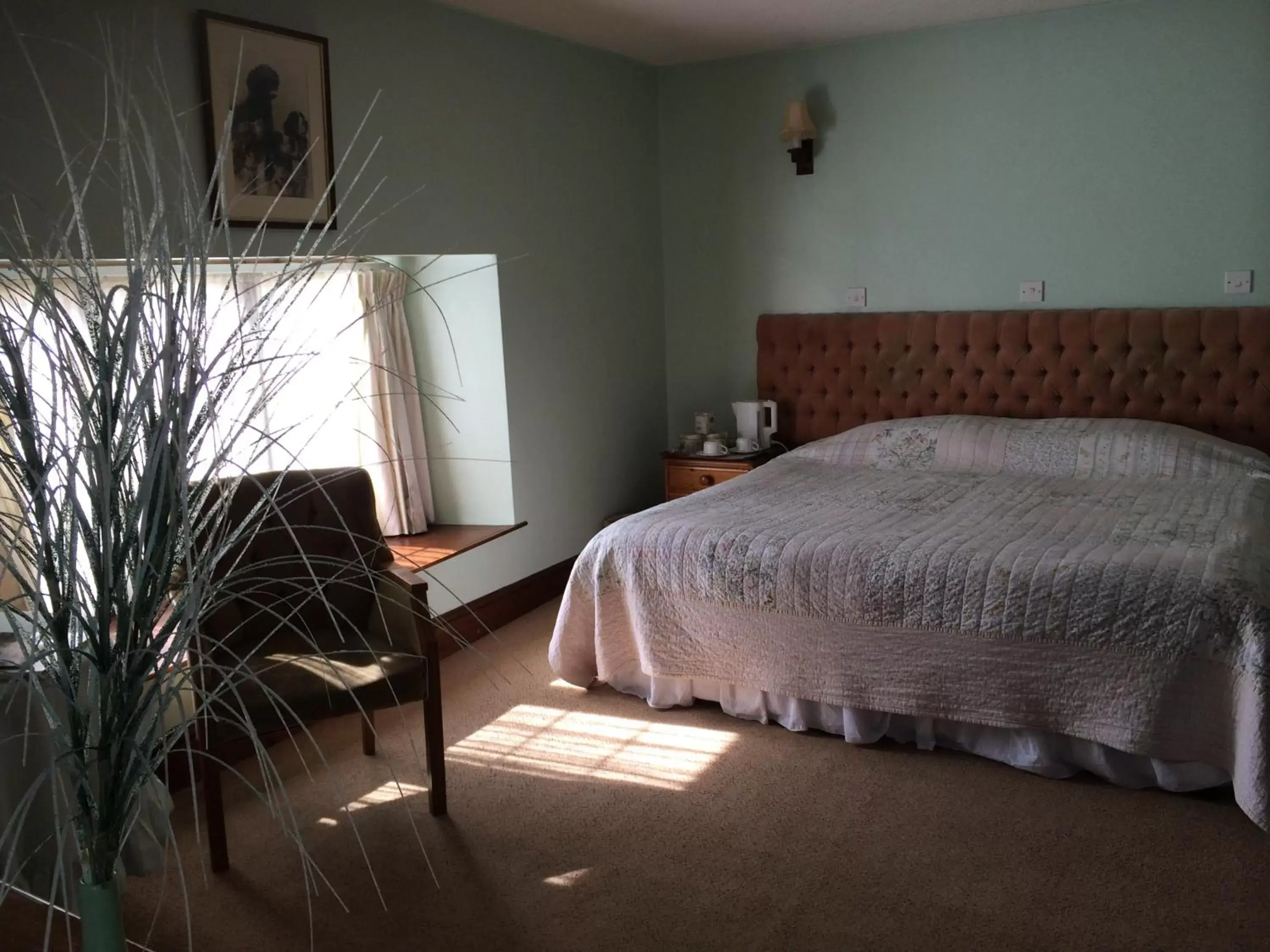 Bedroom, Bed in The Heathfield Inn