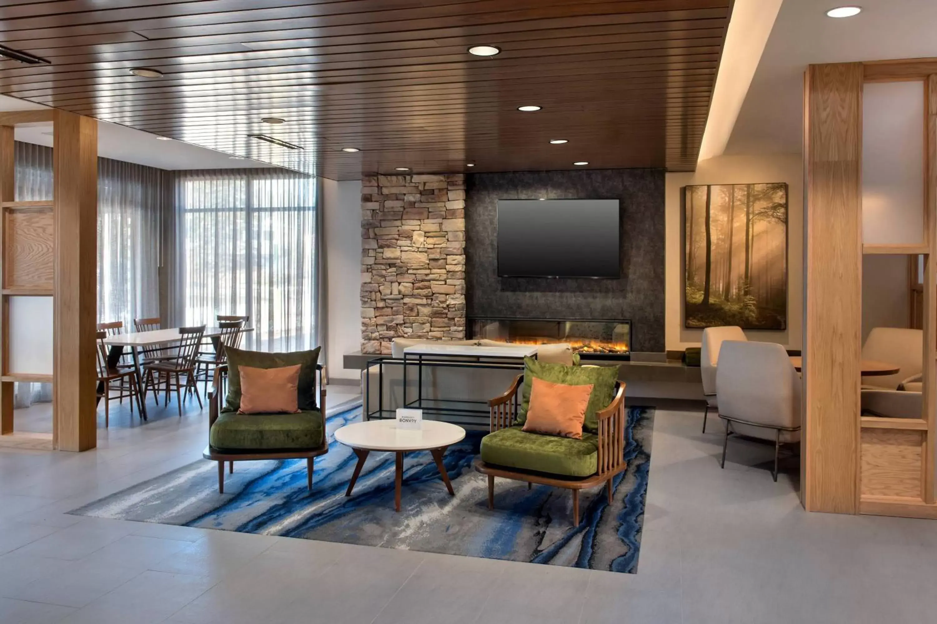 Lobby or reception, TV/Entertainment Center in Fairfield Inn & Suites by Marriott Williamstown