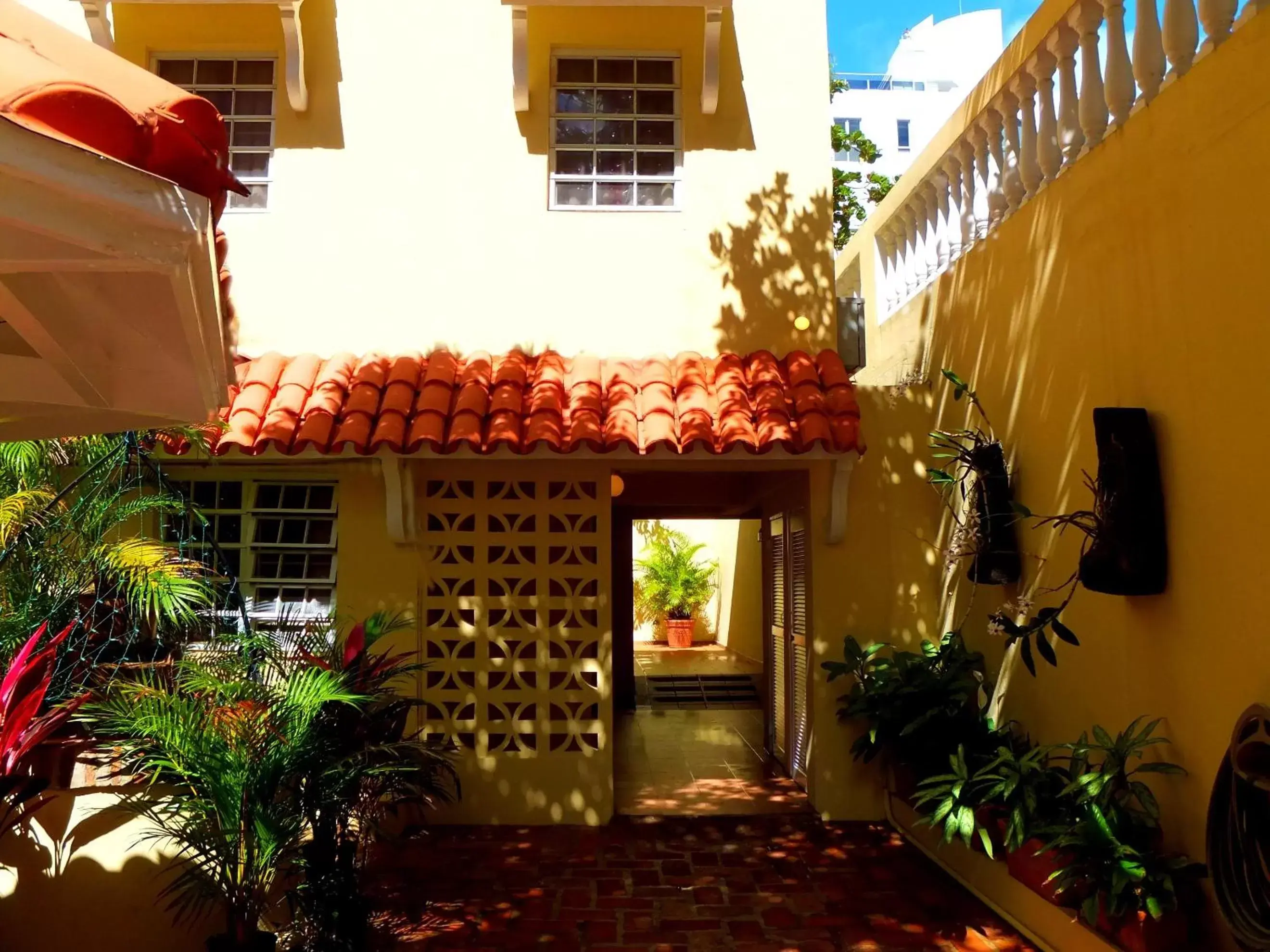 Facade/entrance, Property Building in Canario Boutique Hotel