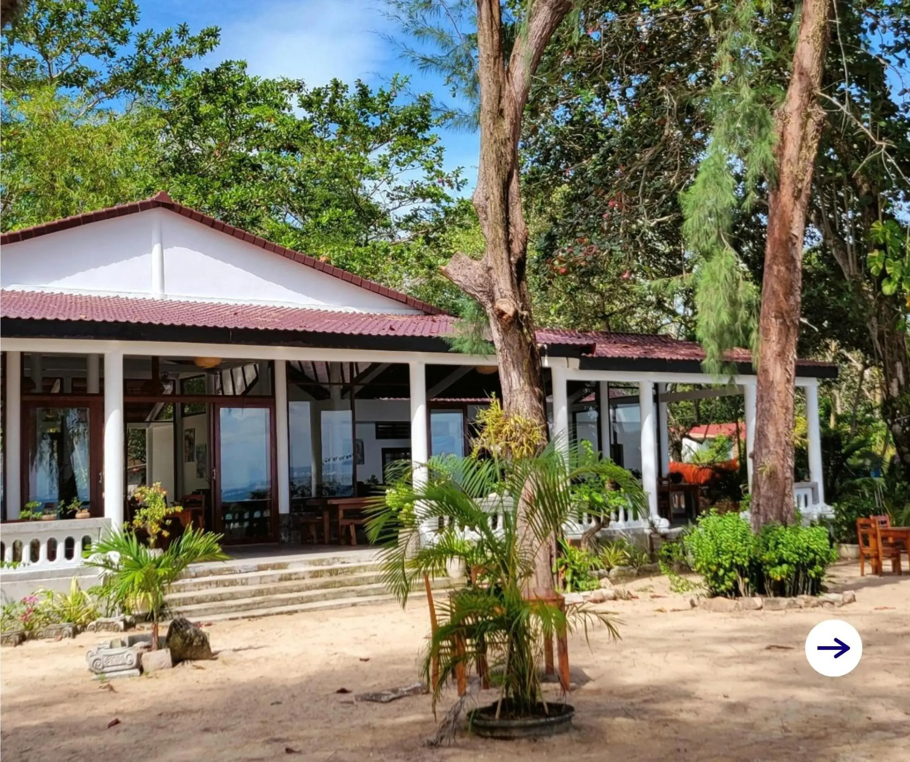 Restaurant/places to eat, Property Building in Bamboo Cottages