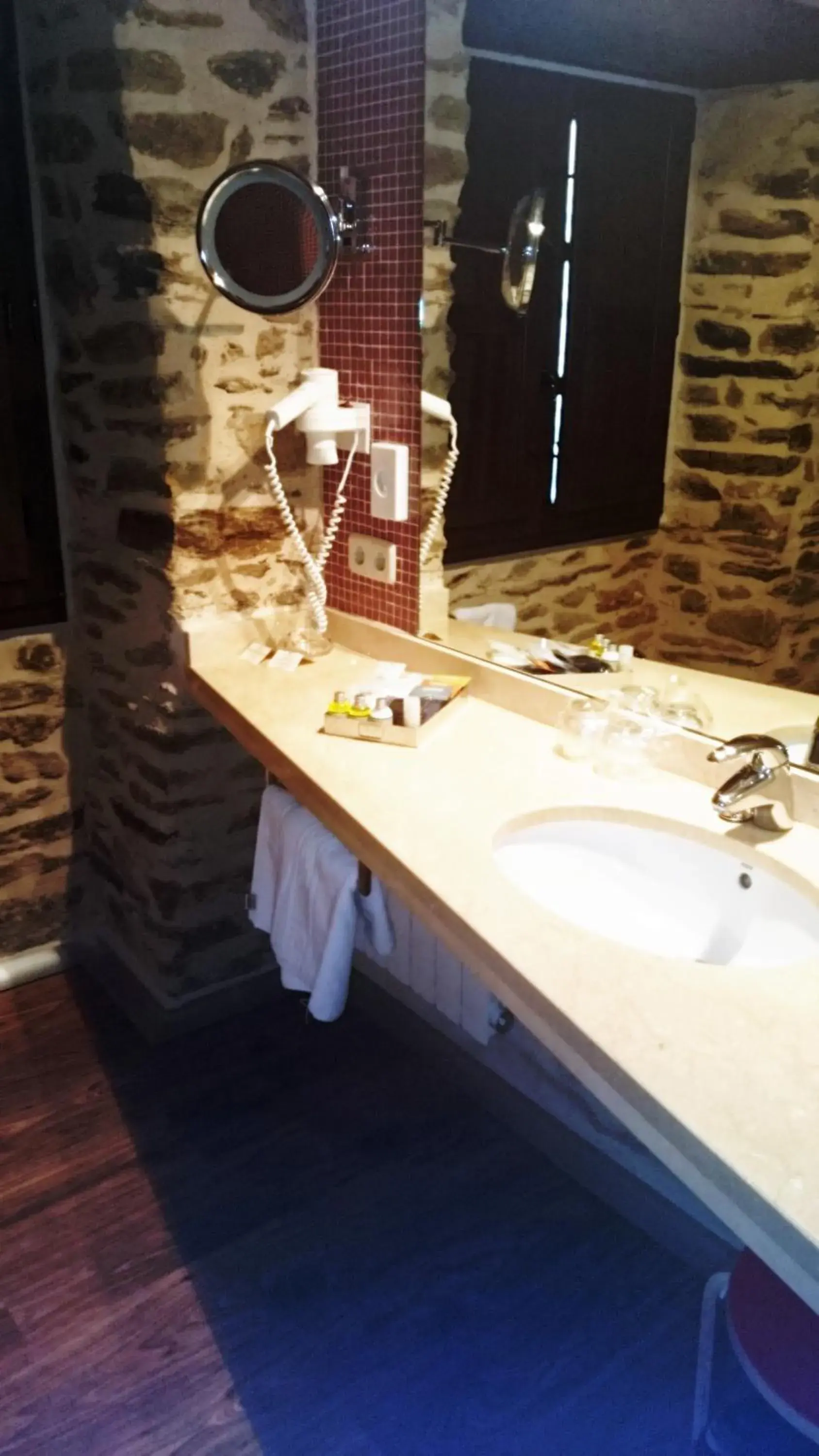 Bathroom in Posada Real de Las Misas
