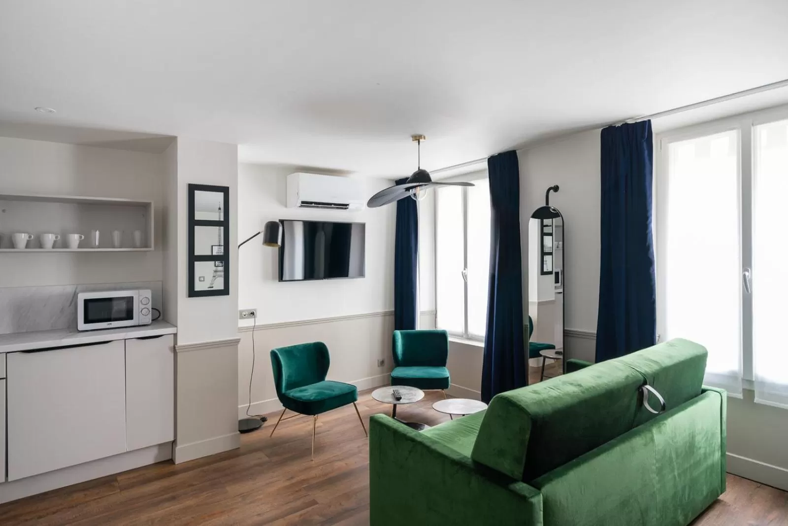 Living room in Hôtel 31 - Paris Tour Eiffel