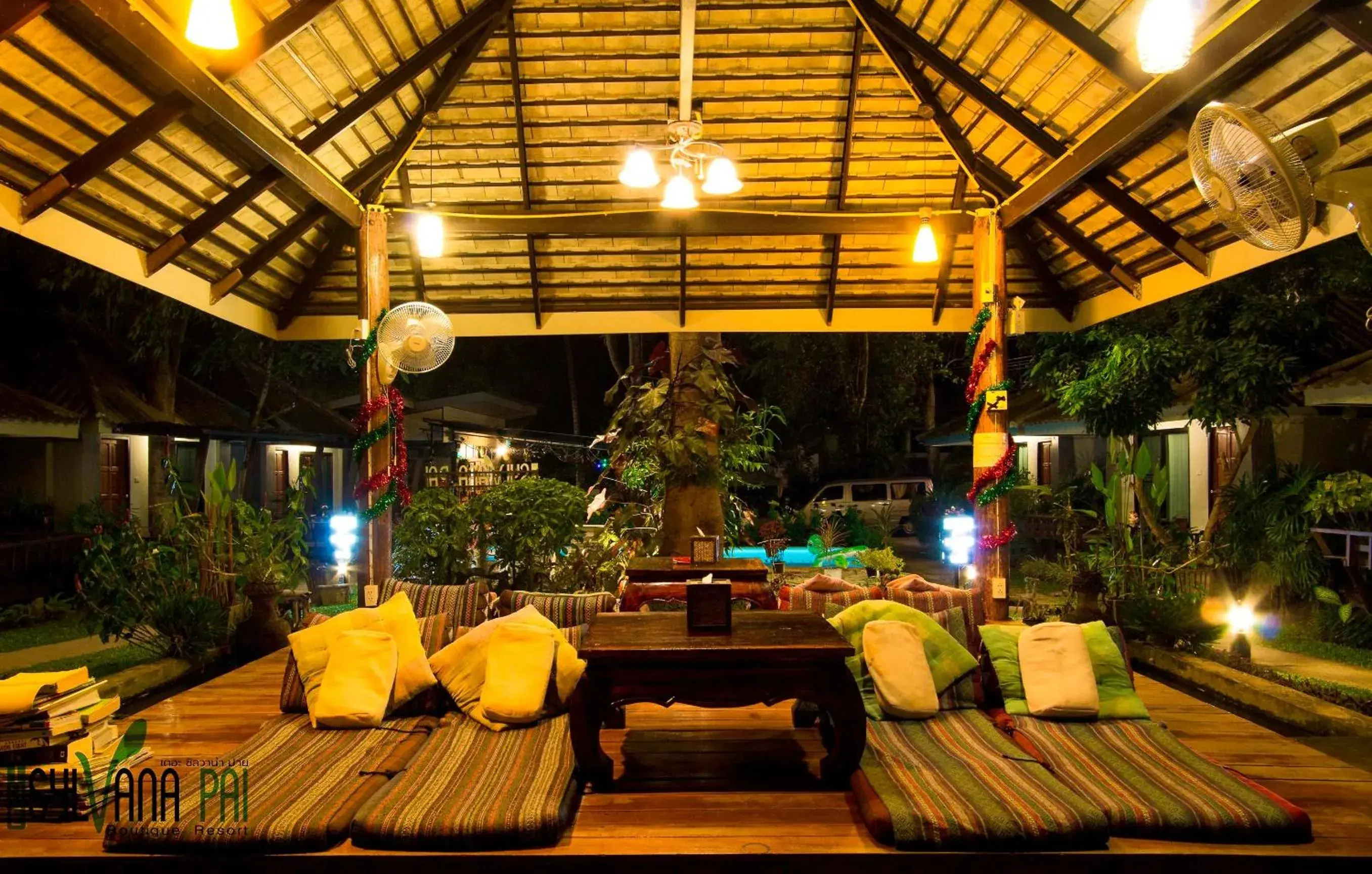 Garden, Restaurant/Places to Eat in The Sylvana Pai Hotel