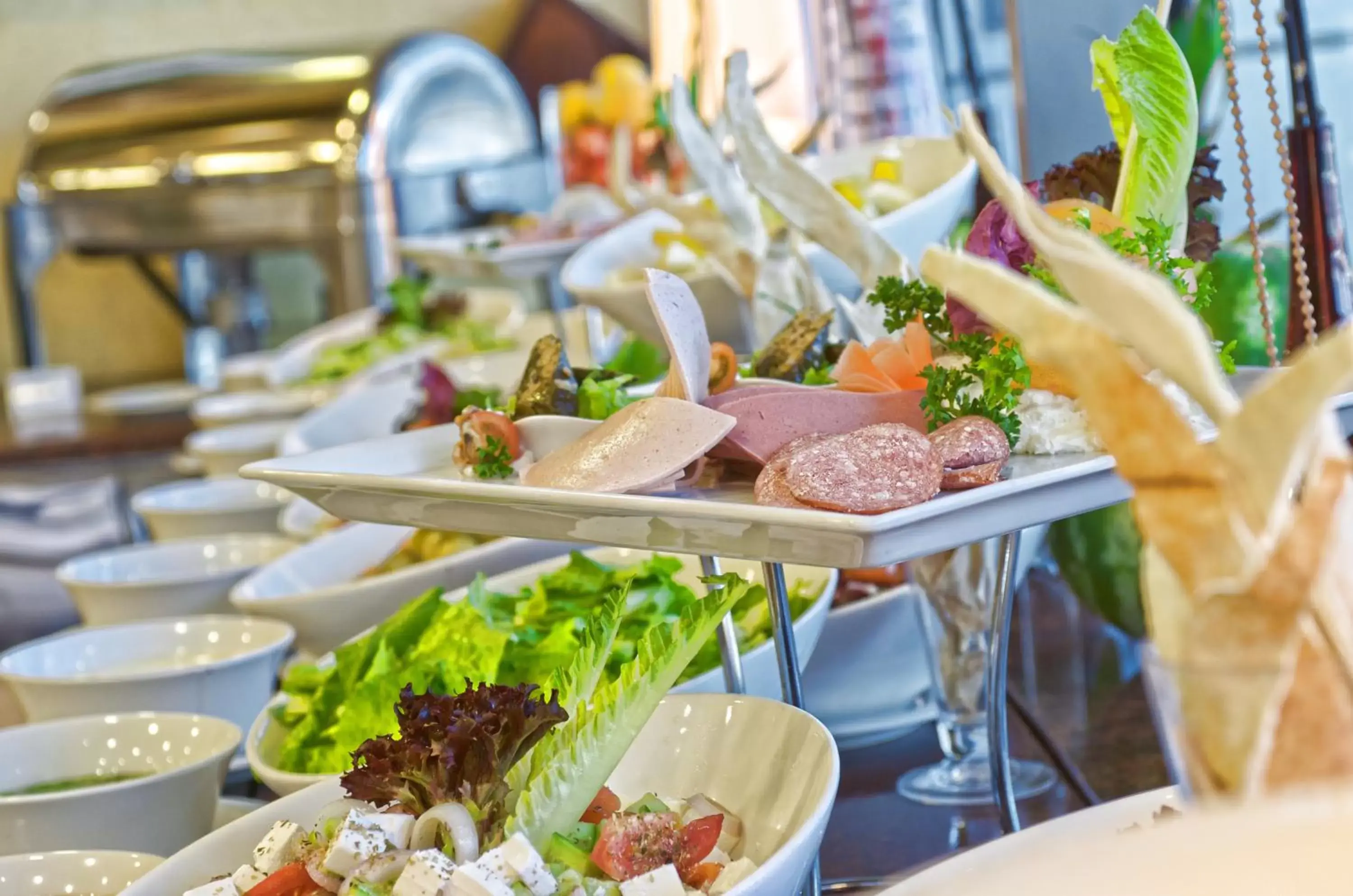 Food and drinks, Food in City Seasons Hotel Dubai