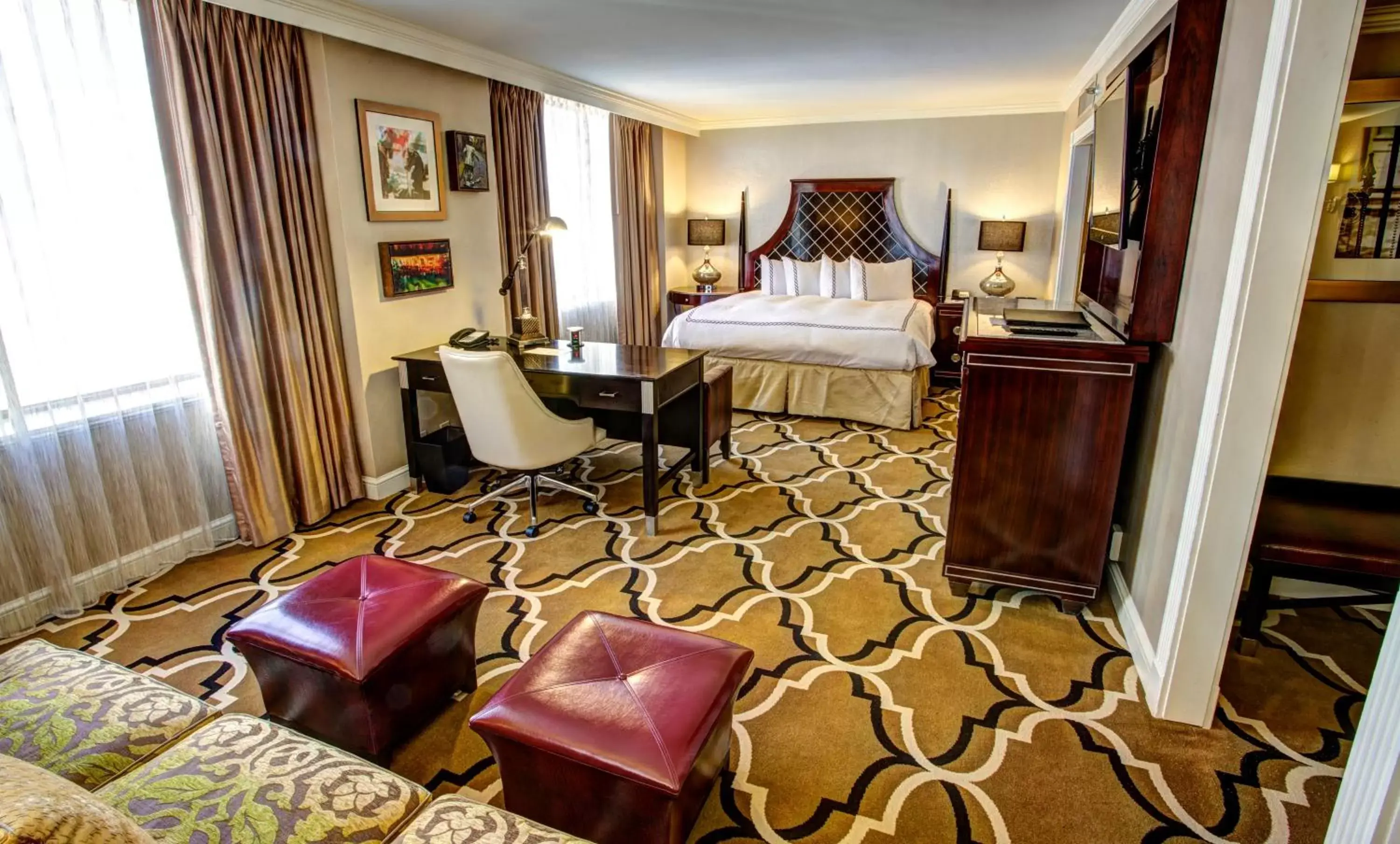 Photo of the whole room in InterContinental New Orleans, an IHG Hotel