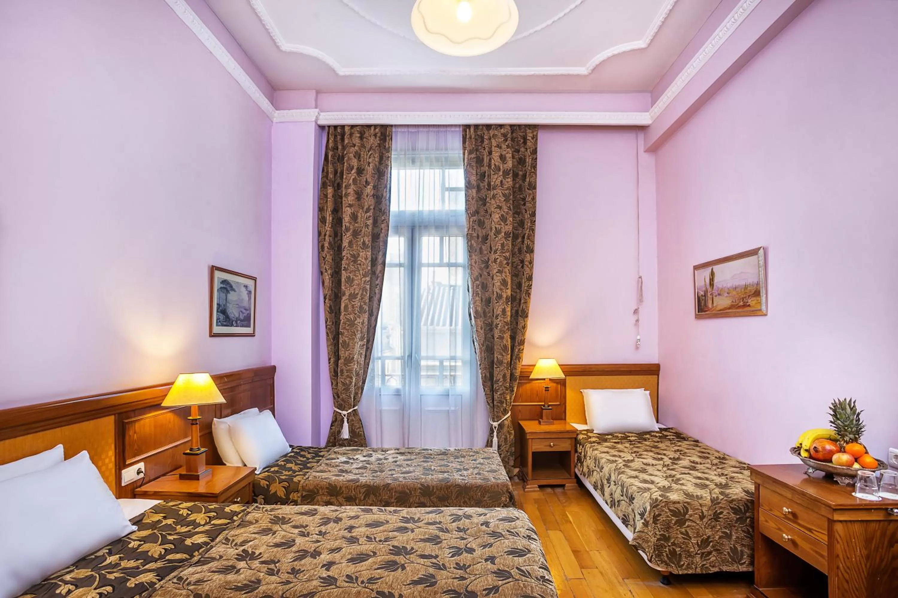 Photo of the whole room, Bed in Minerva Premier Hotel