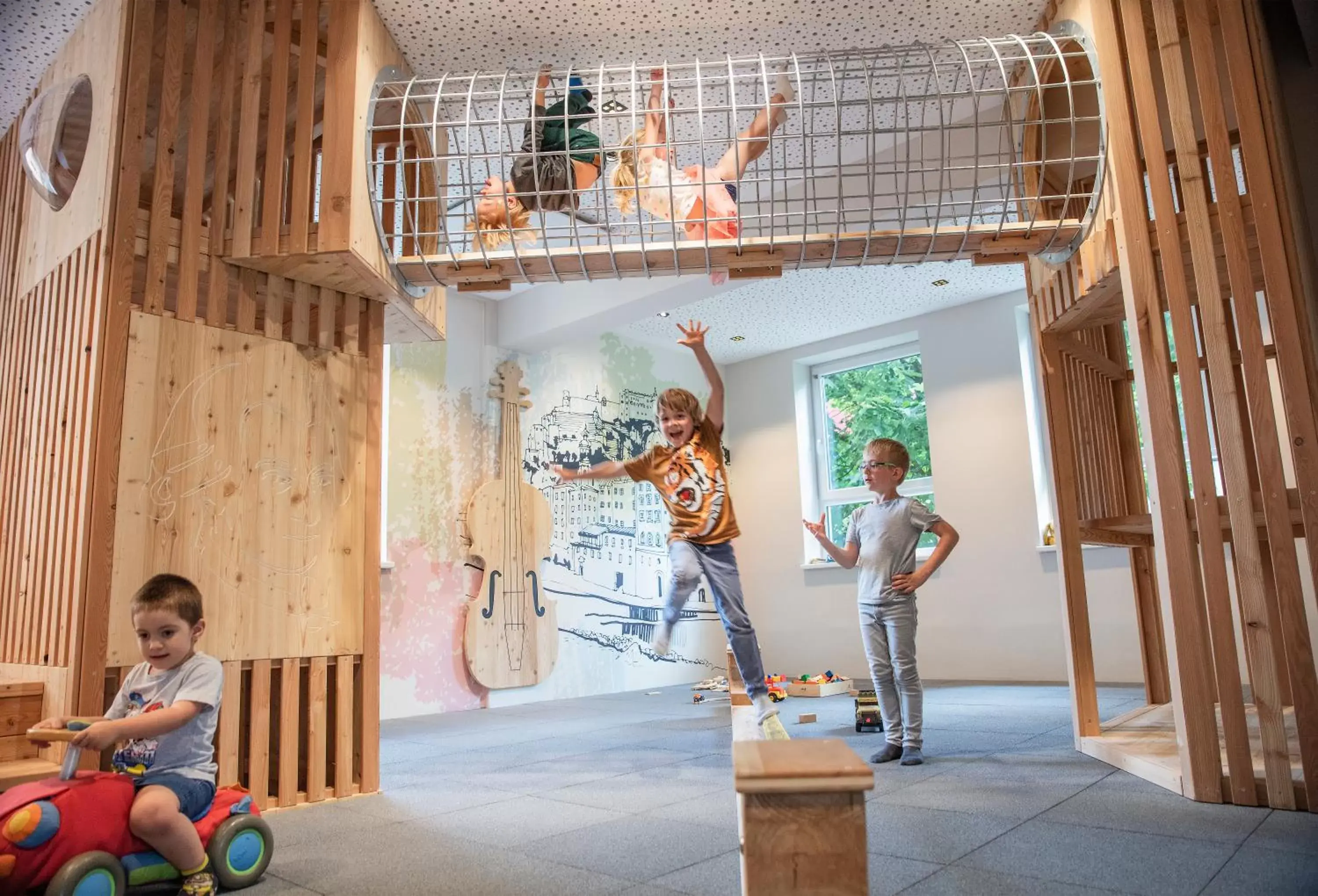 Children play ground, Children in JUFA Hotel Salzburg City