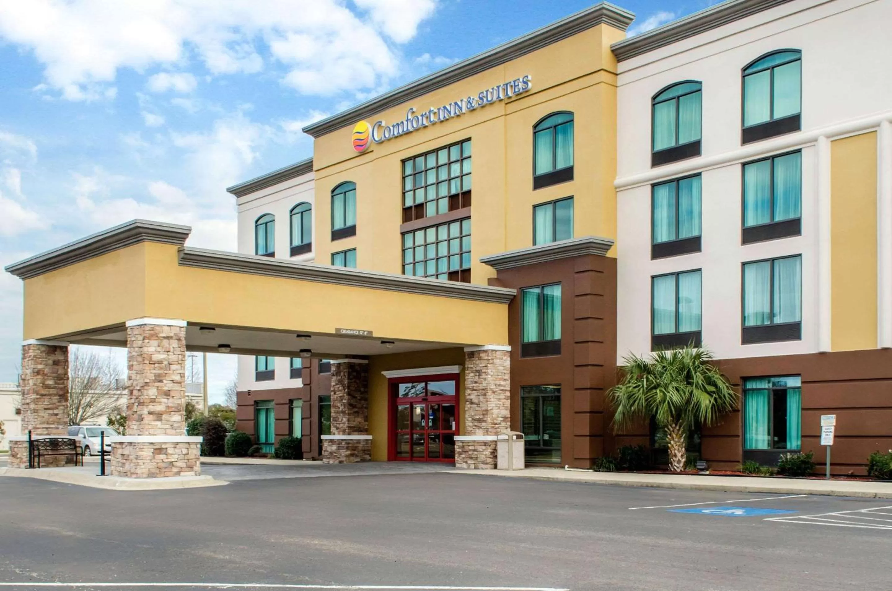 Property building in Comfort Inn & Suites Biloxi-D'Iberville