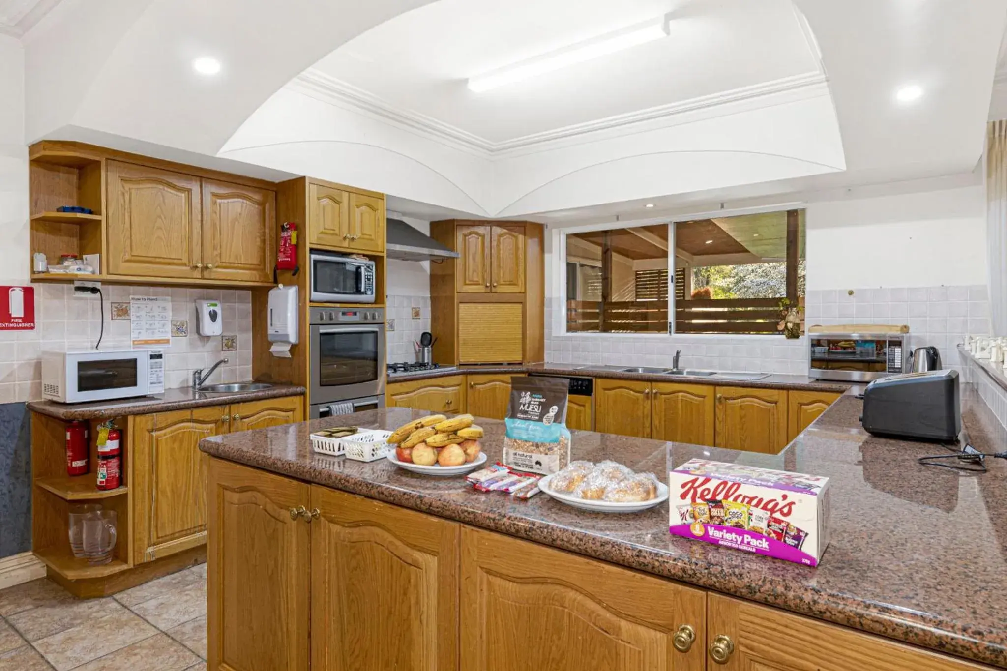 Kitchen/Kitchenette in Inn The Tuarts Guest Lodge Busselton Accommodation - Adults Only