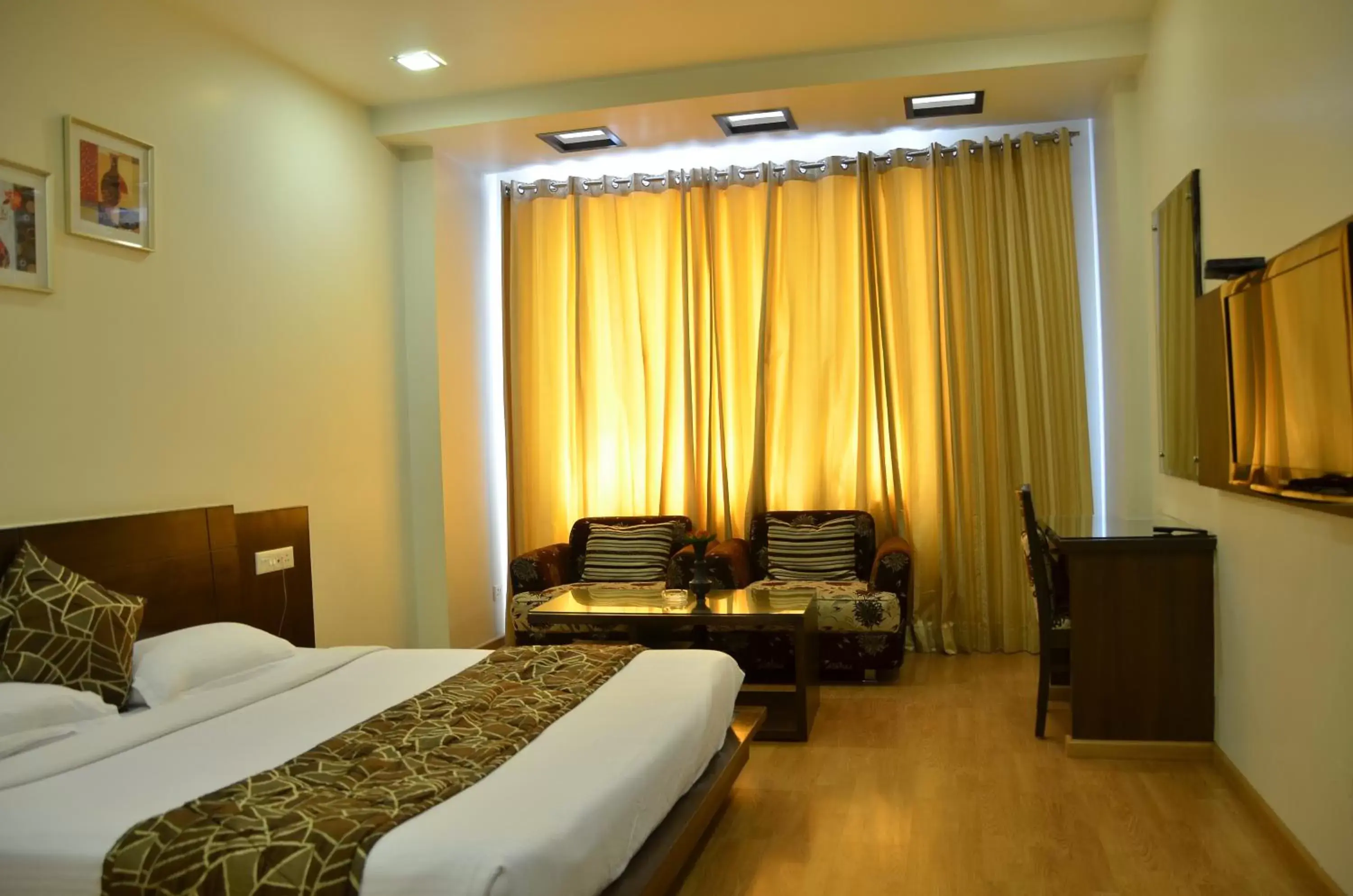 Bed in Best Western Swing High Katra