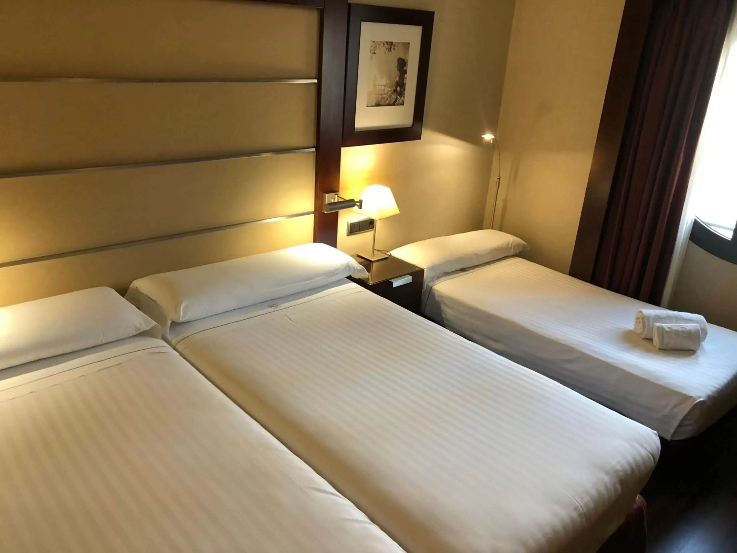 Bed in Hotel Badajoz Center