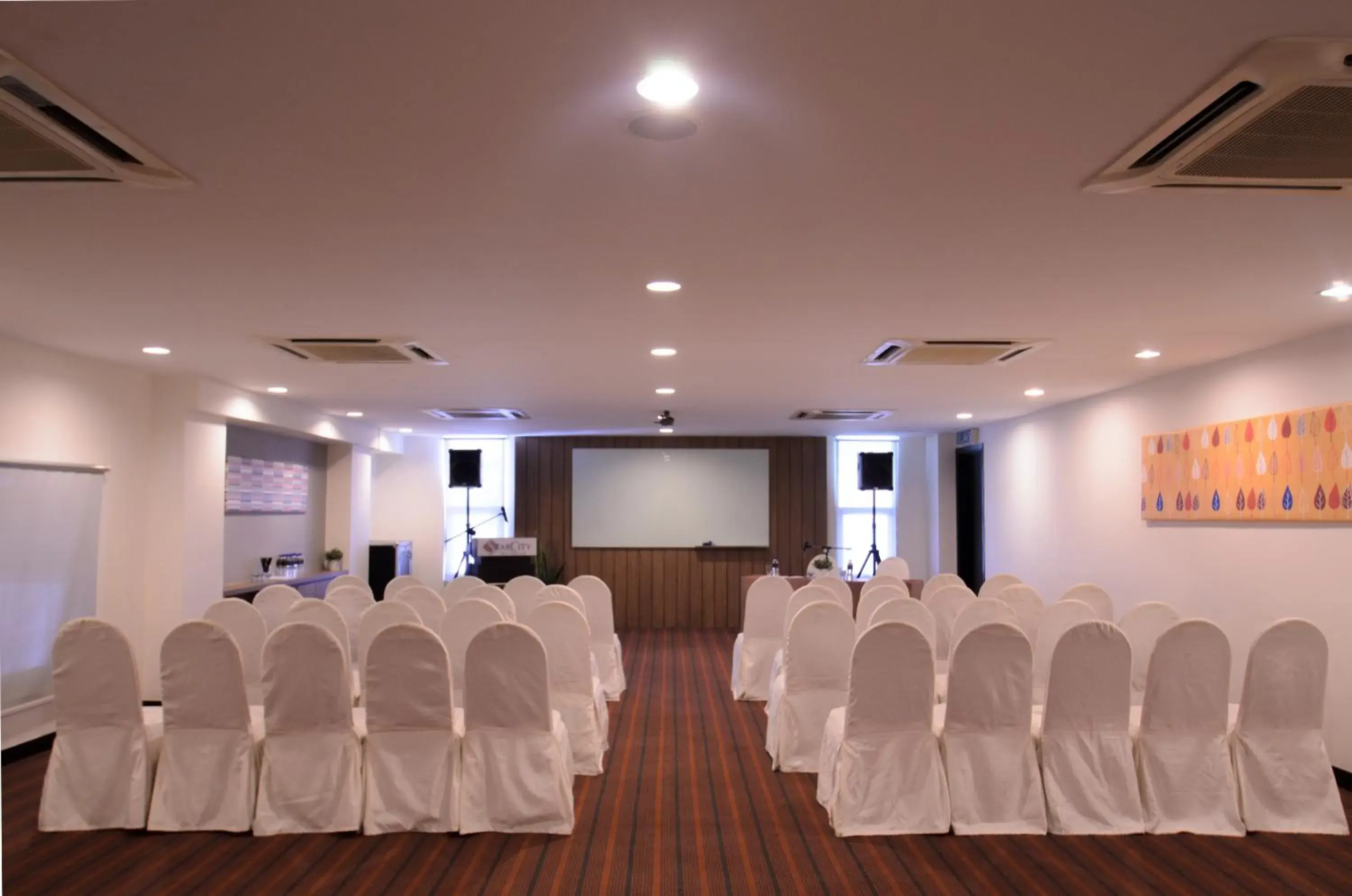 Banquet/Function facilities in Starcity Hotel