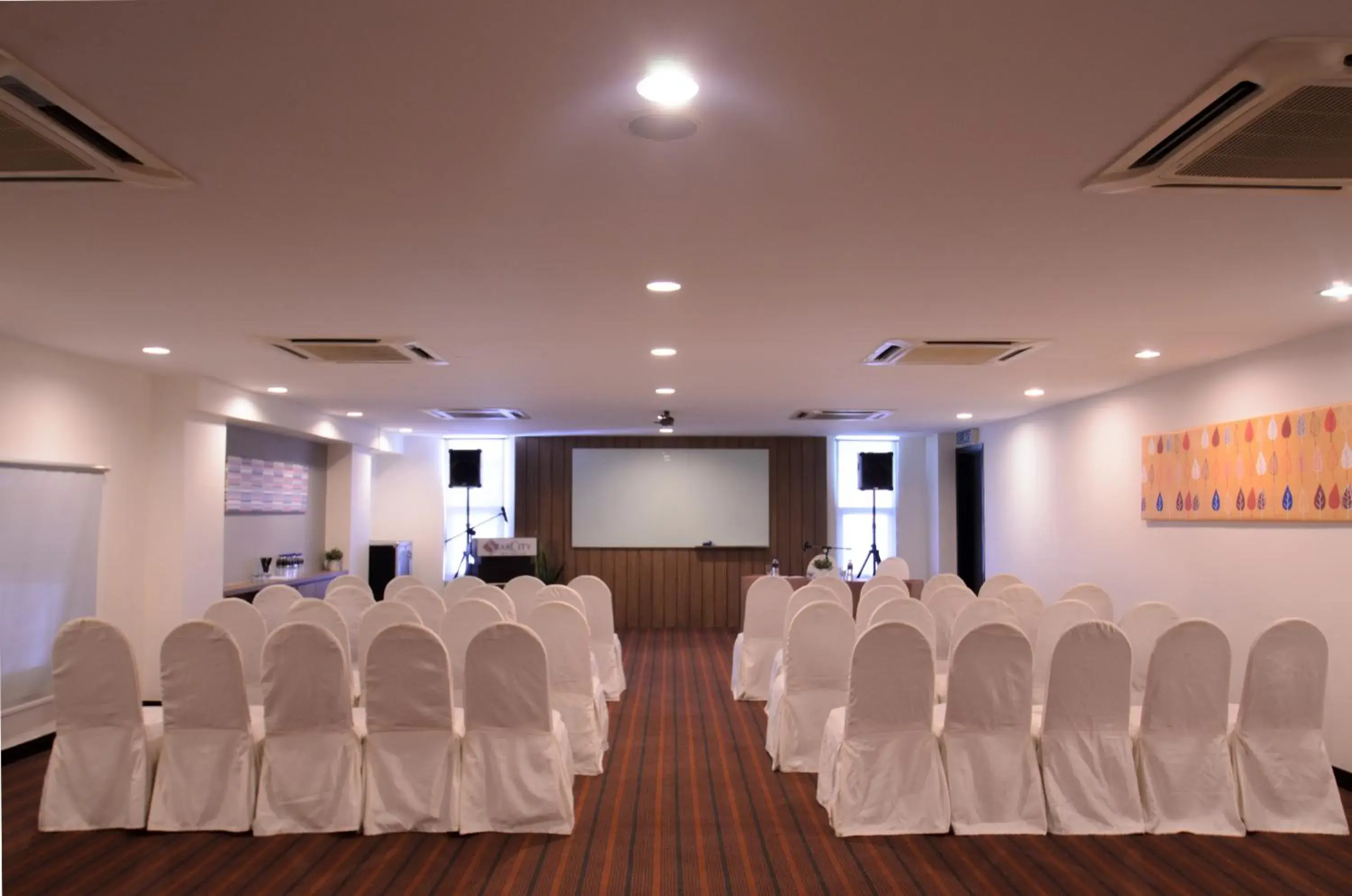 Banquet/Function facilities in StarCity Hotel Banquet/Function facilities in StarCity Hotel